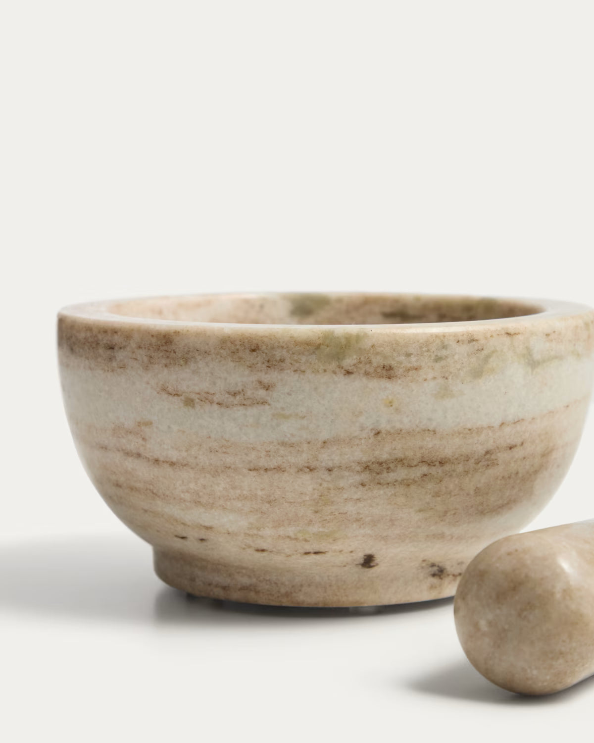 Nolvet beige marble pestle and mortar