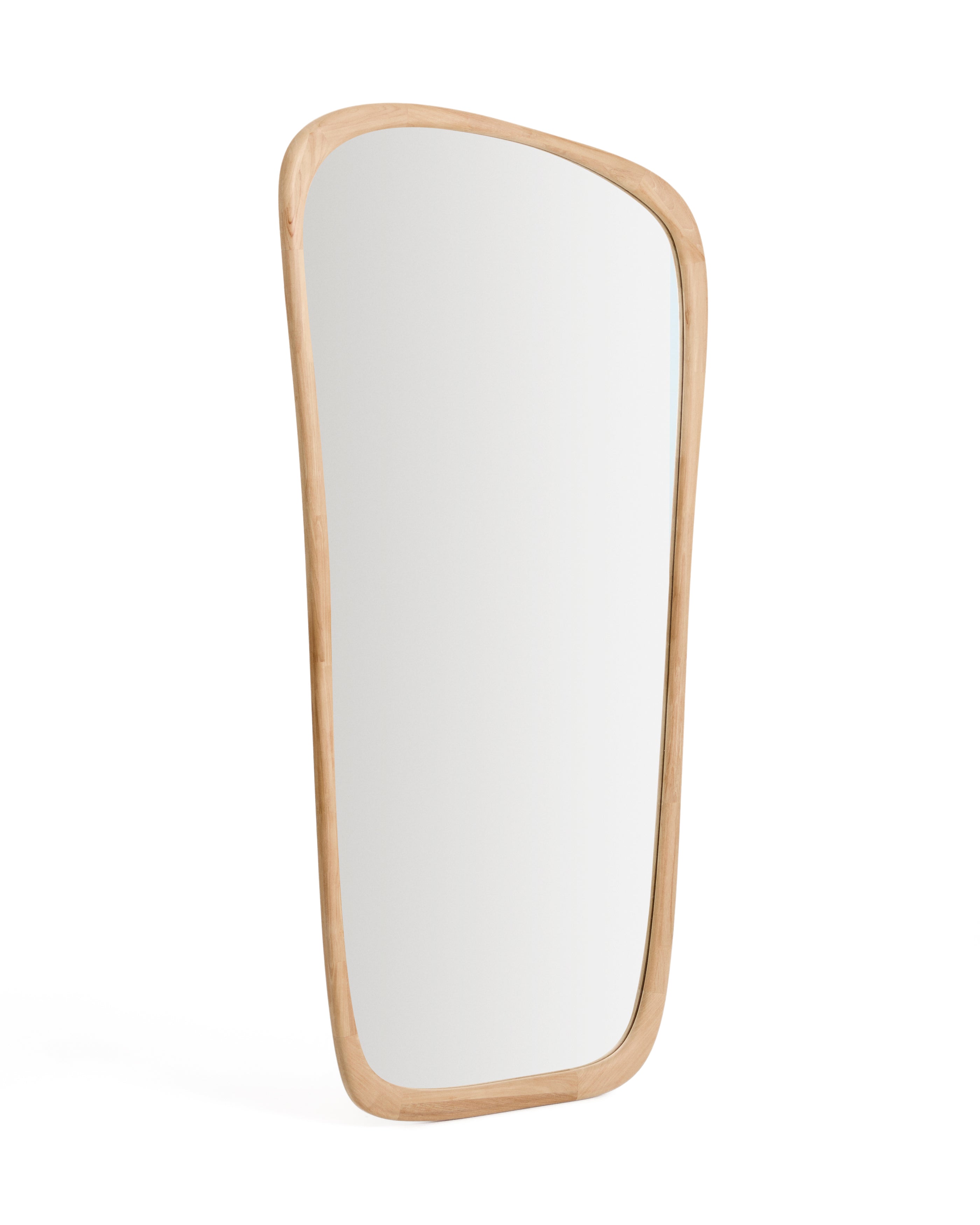 D0300031MM46_0V02_HR