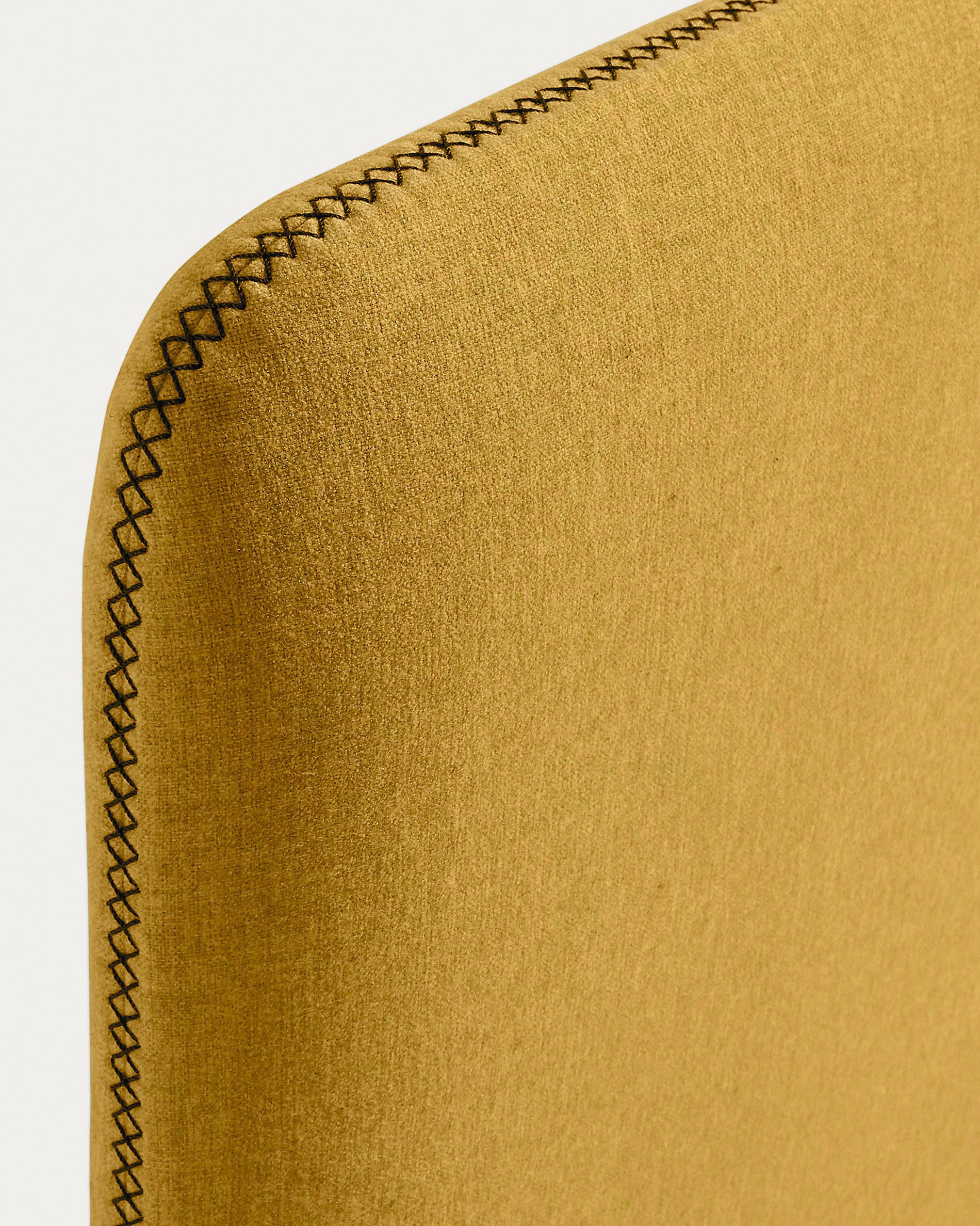 Dyla headboard with removable cover in mustard, for 150 cm beds FSC Mix Credit - Detail