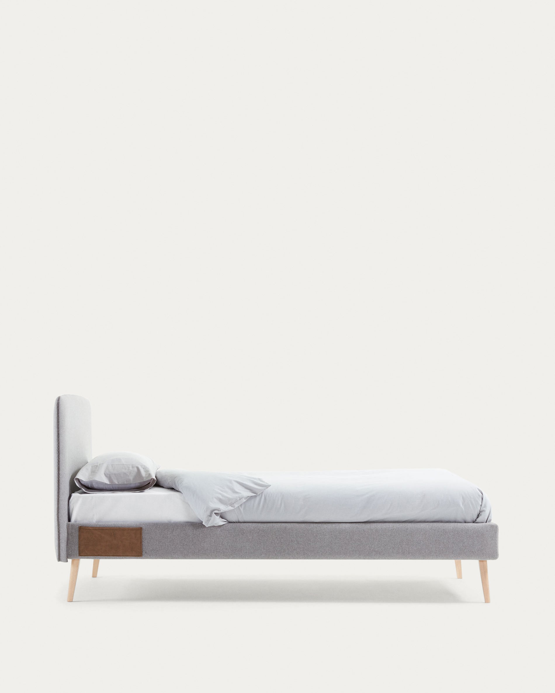 Dyla bed cover for a 90 x 190 cm mattress in grey - Product View