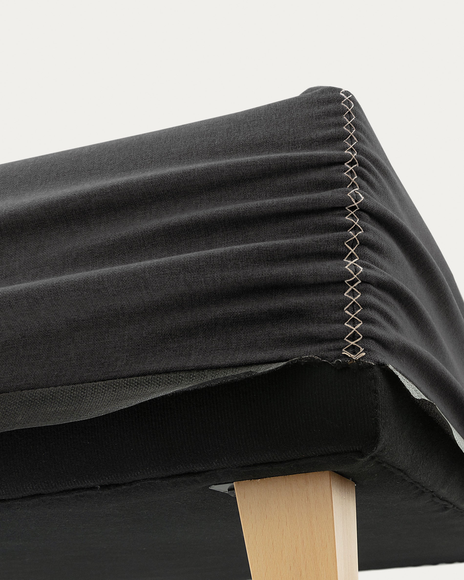 Nikos bed base cover fabric graphite 180 x 200 cm - Detail