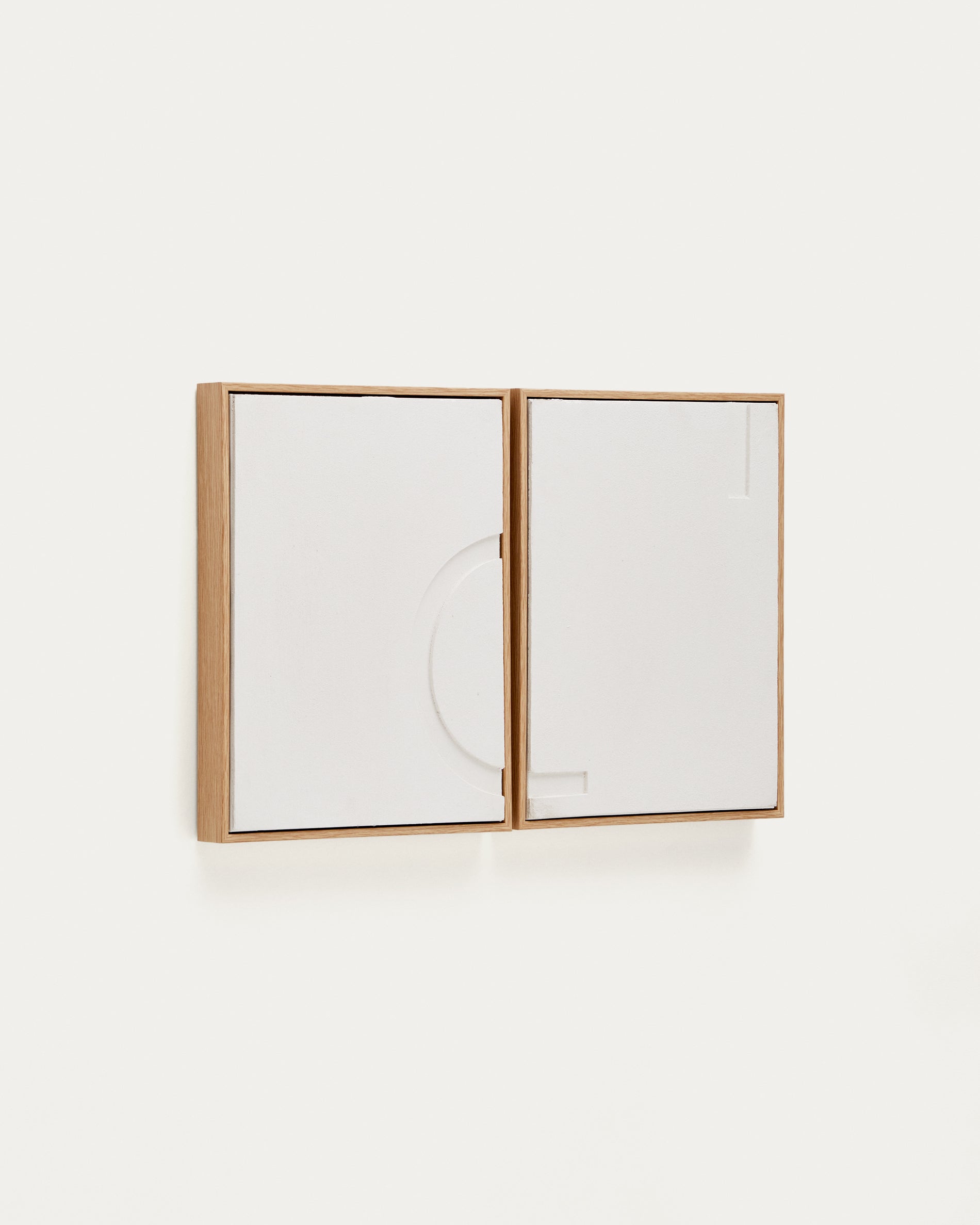 Sefri set of 2 white frames 30 x 40 cm - Product View