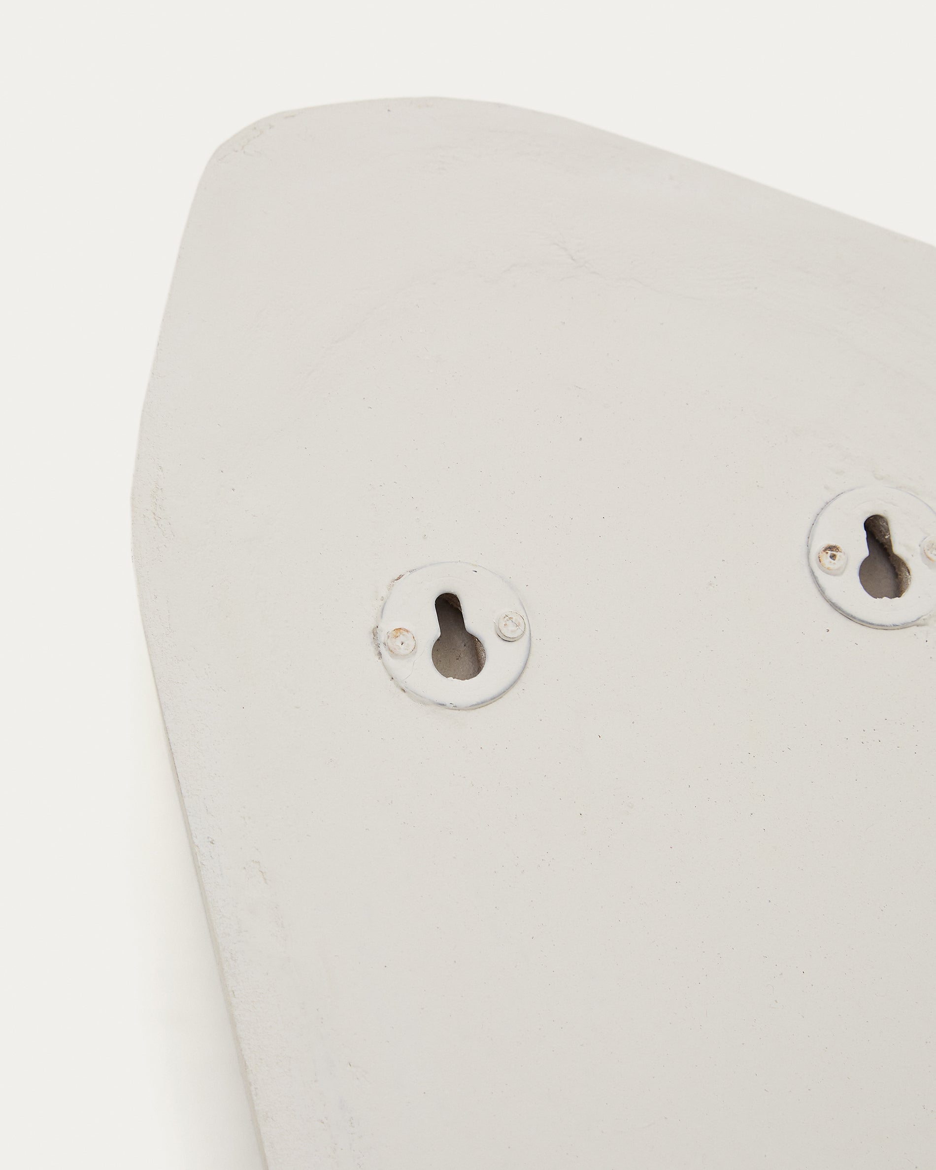 Siluna set of 3 elongated wall panels in white papier-mâché - Detail