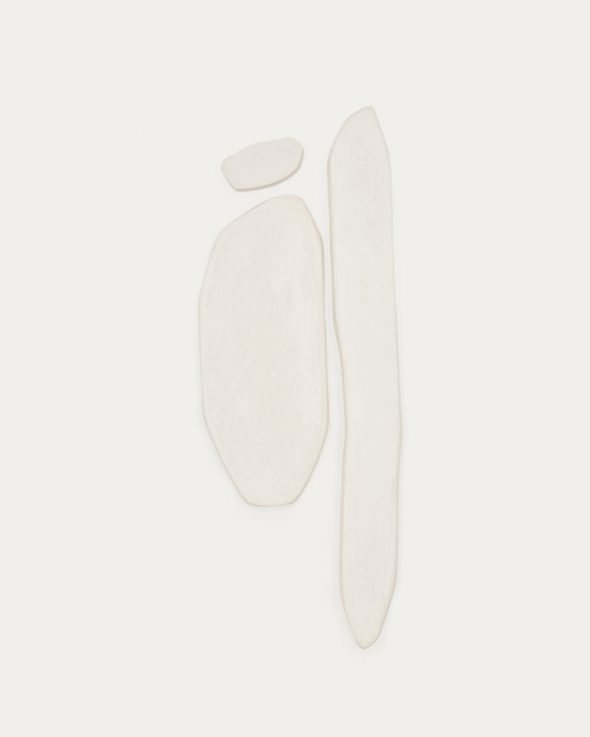 Siluna set of 3 elongated wall panels in white papier-mâché - Product View