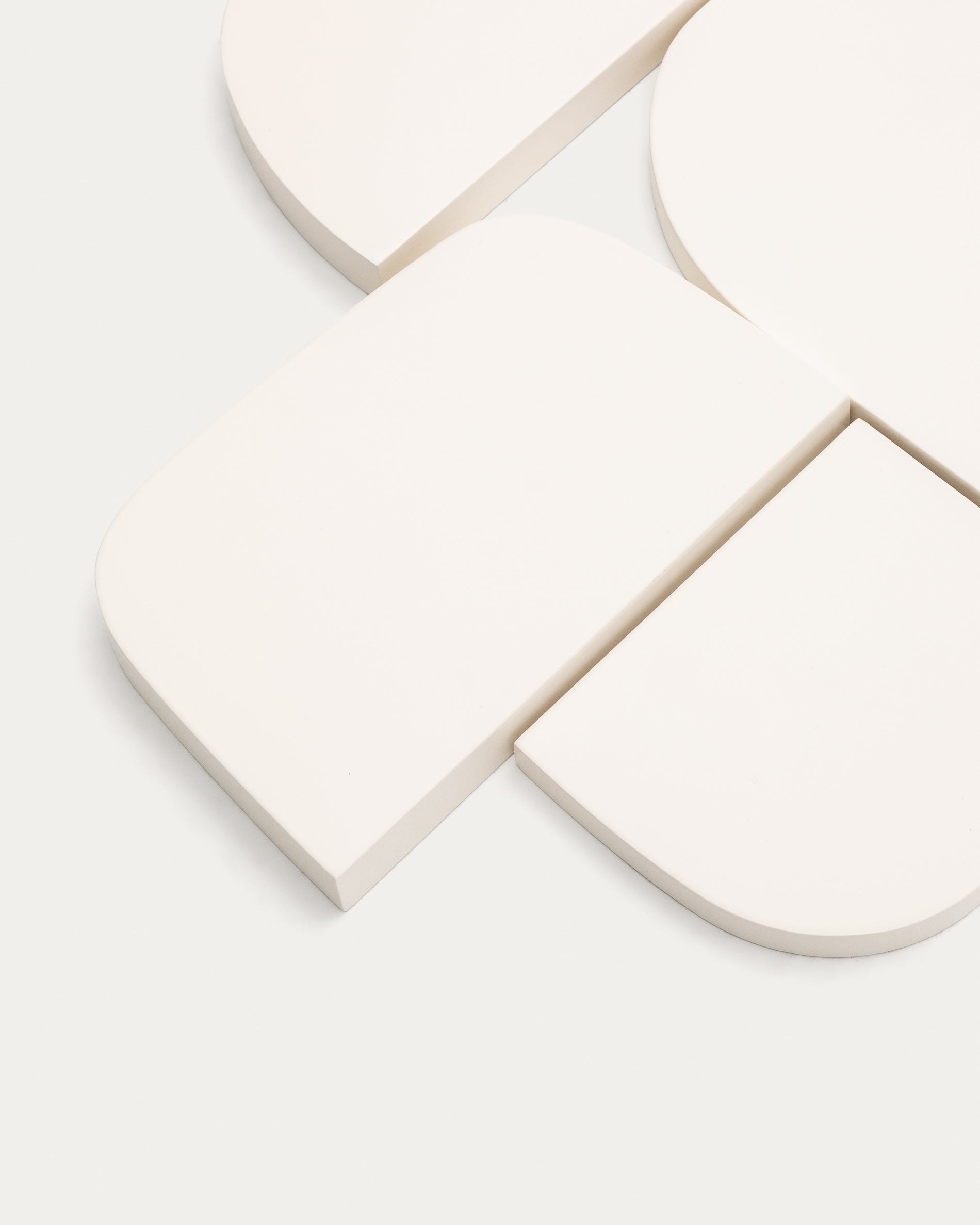 Danei white and red wall panel, 65 x 60 cm - Detail