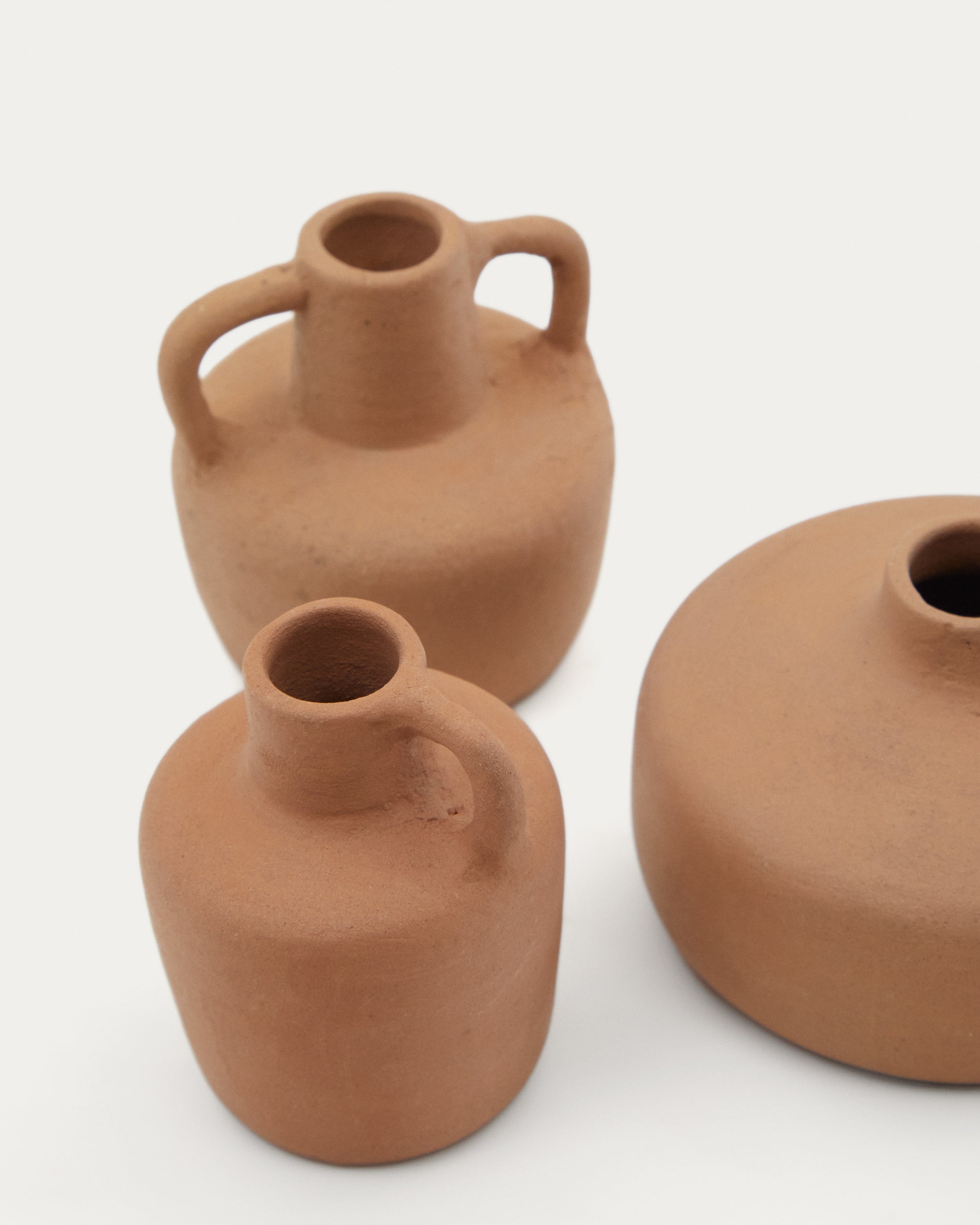 Sofra set of 3 terracotta vases, 6 cm / 7 cm / 10 cm - Detail