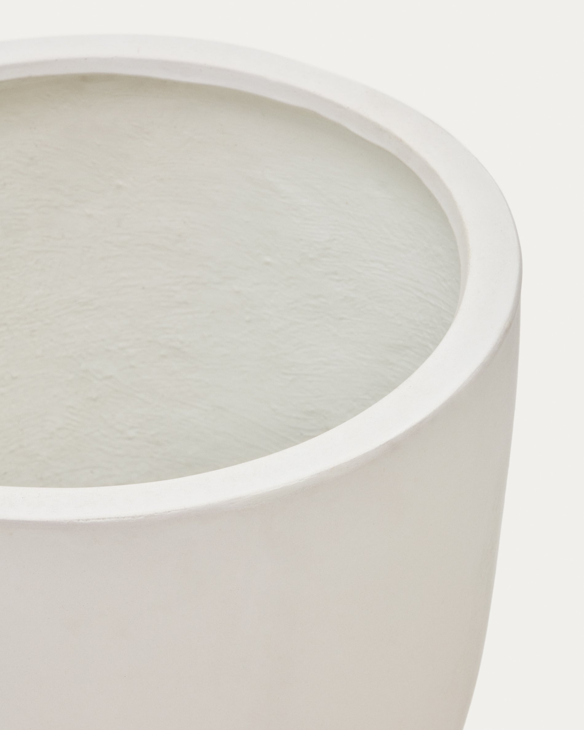 Aiguablava plant pot in white cement, Ø 56 cm - Detail