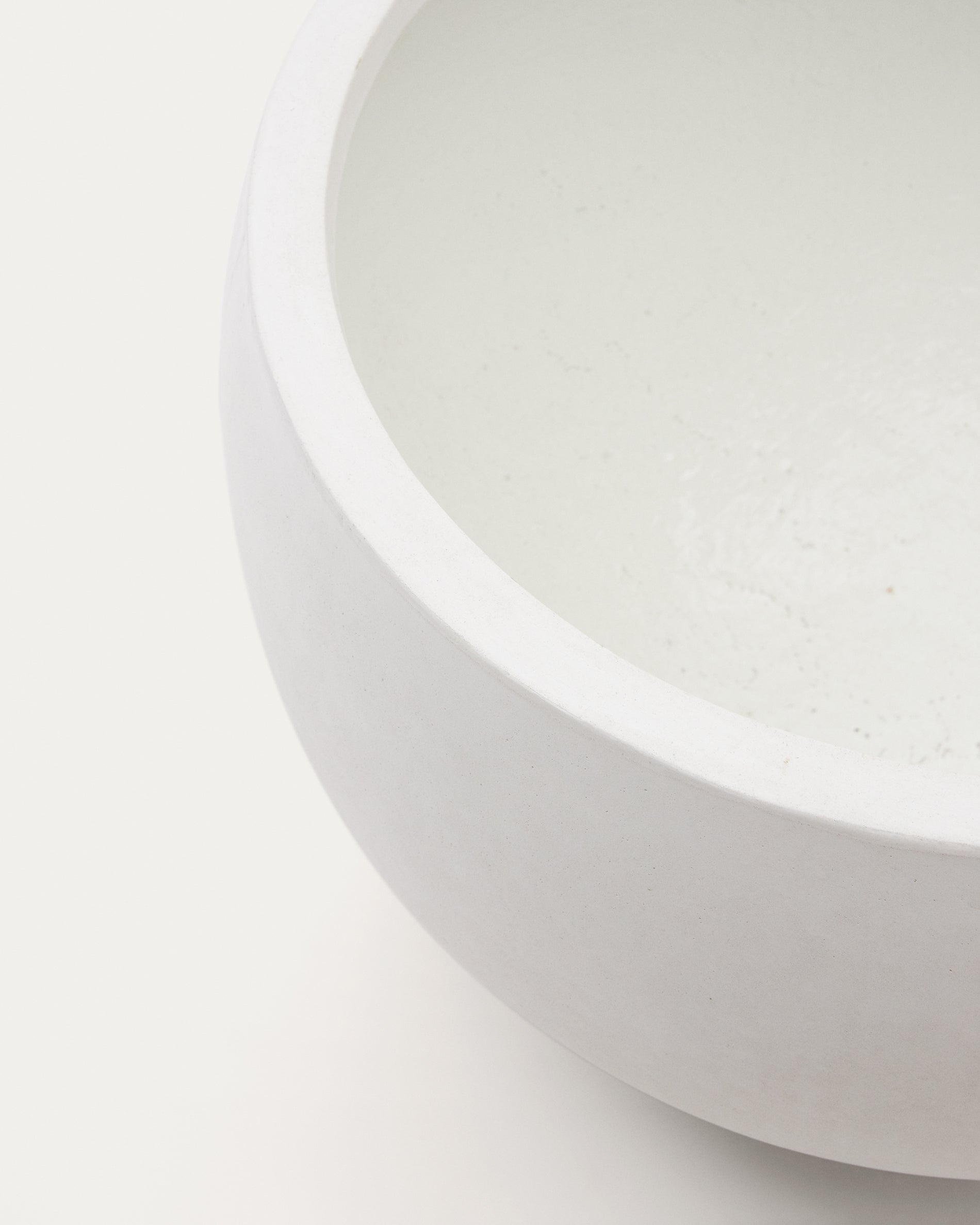 Grau White Cement Planter Ø 56 cm - Detail