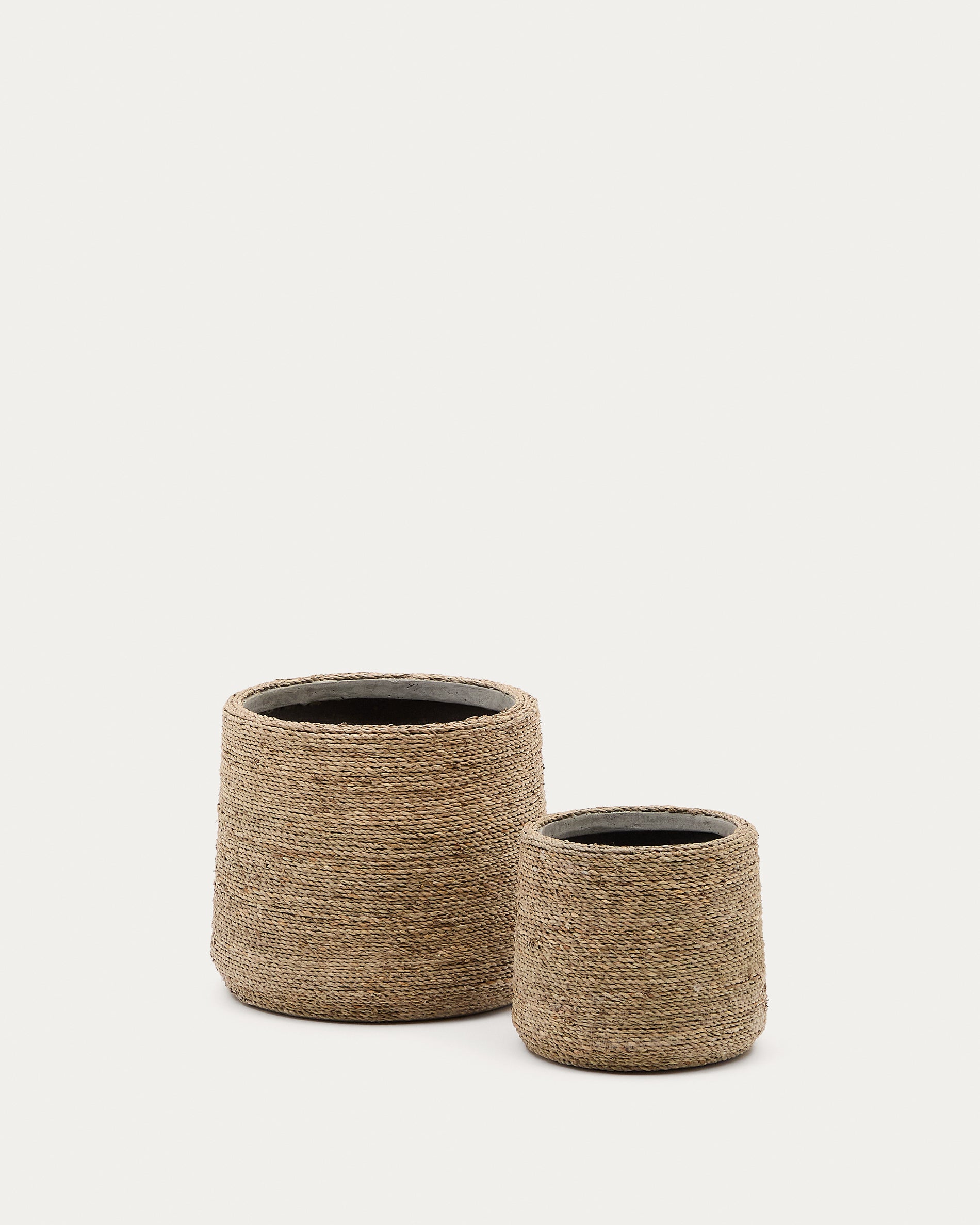 Sigal set of 2 cement plant pots in a natural finish, Ø 24 cm / 31 cm - Product View