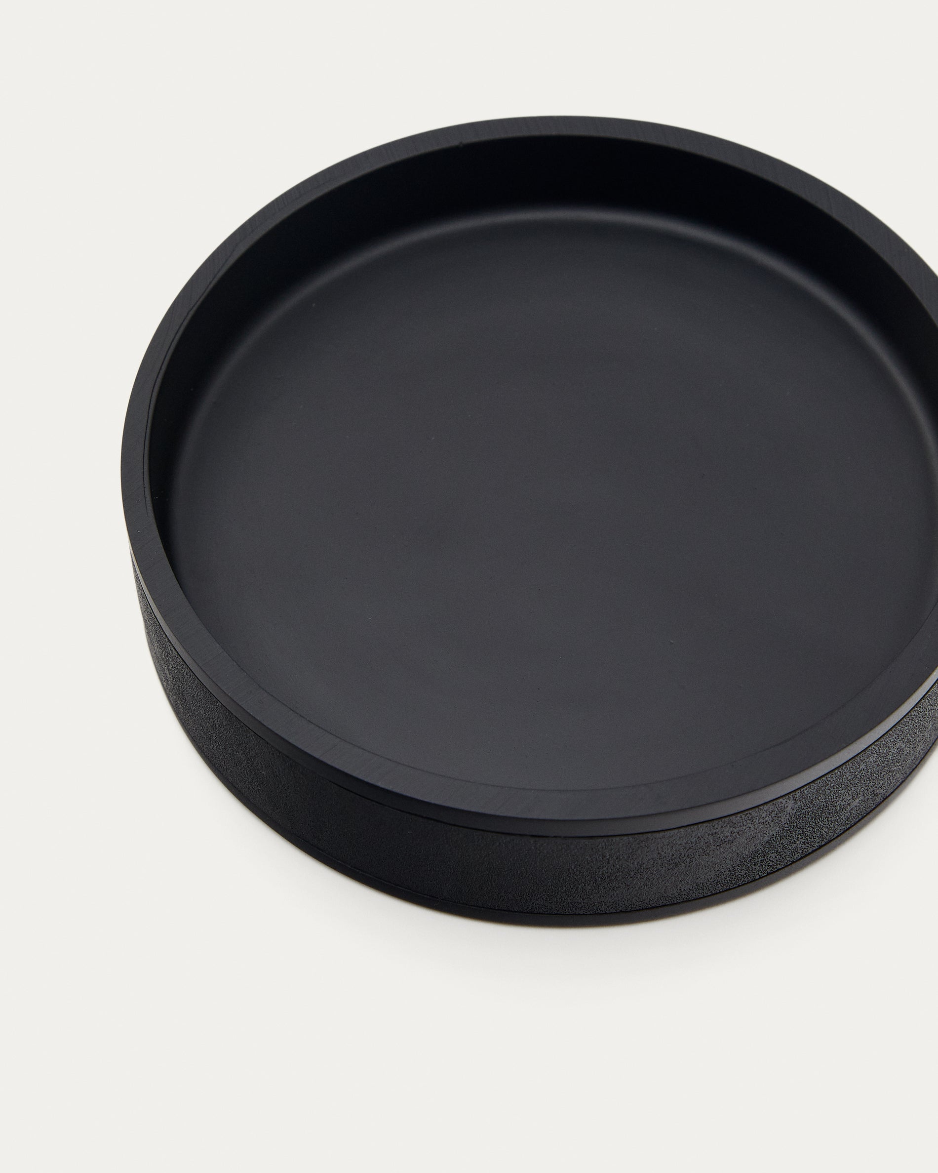 Sisel Black Polyresin Soap Dish - Detail