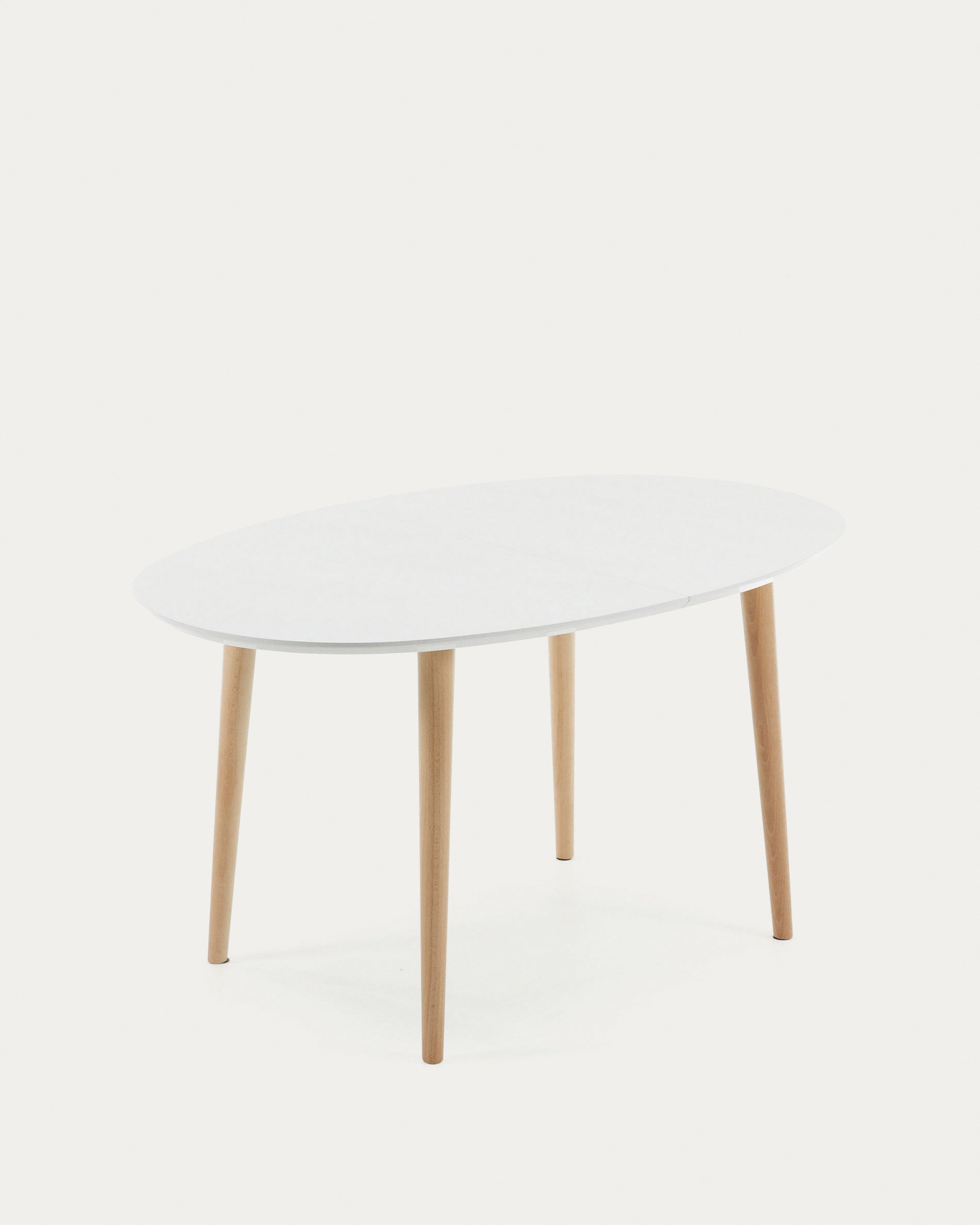 Oqui oval extendable MDF table with white lacquer and solid beech legs 140(220)x90 cm - Product View