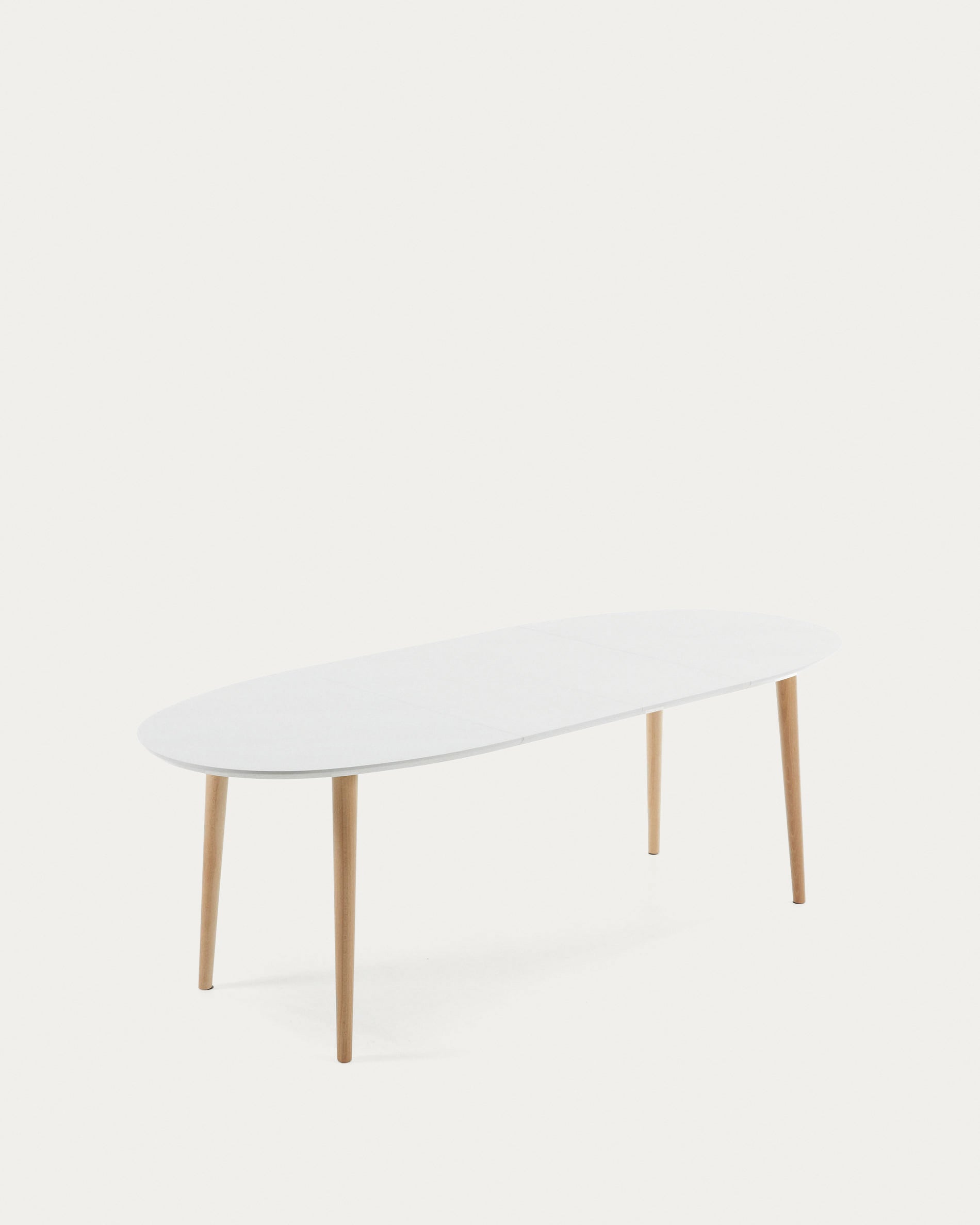 Oqui oval extendable MDF table with white lacquer and solid beech legs 140(220)x90 cm - Product View
