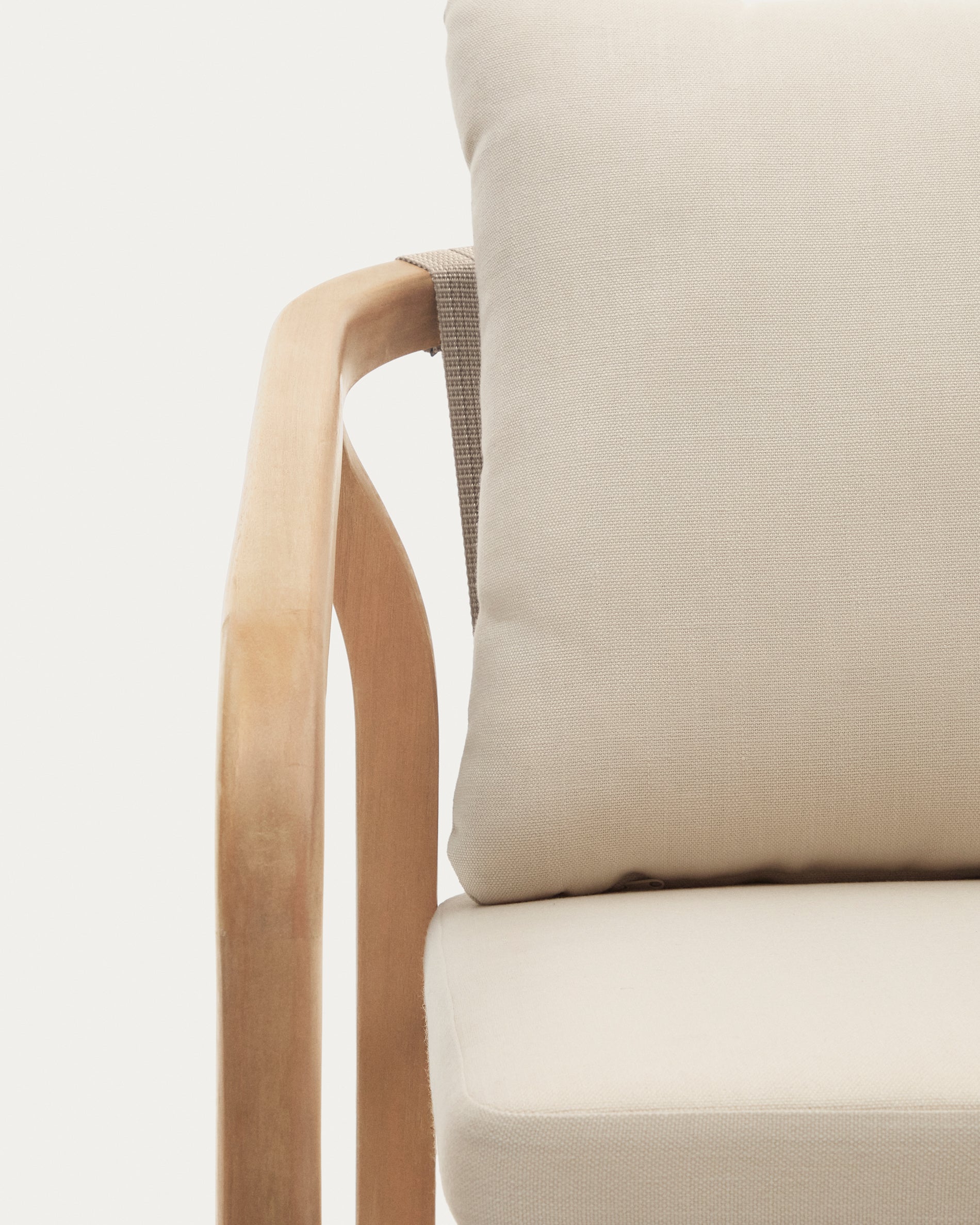Malaret stackable chair in solid eucalyptus and beige cord, FSC - Detail