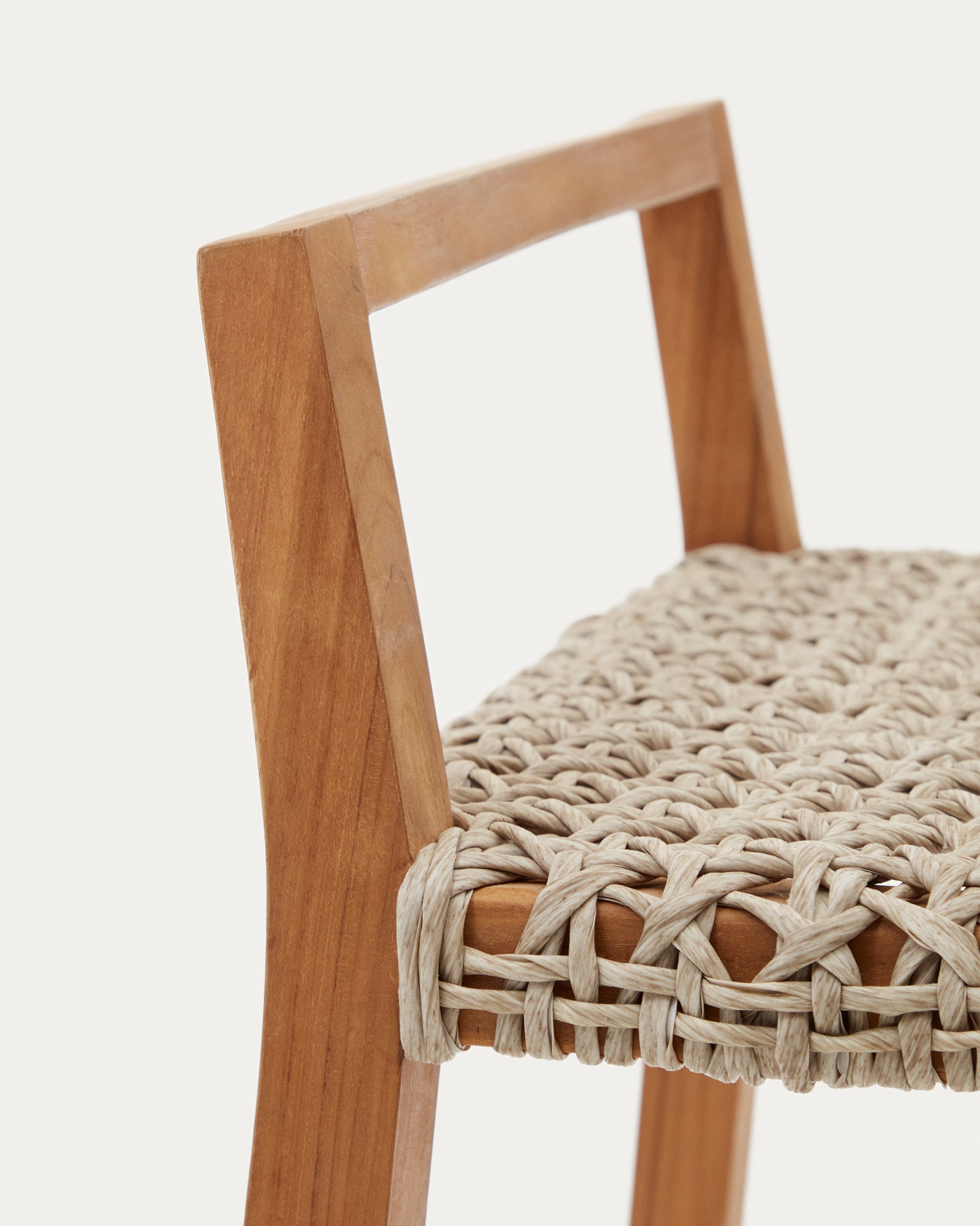 Giverola solid teak wood stool, 67,5 cm - Detail
