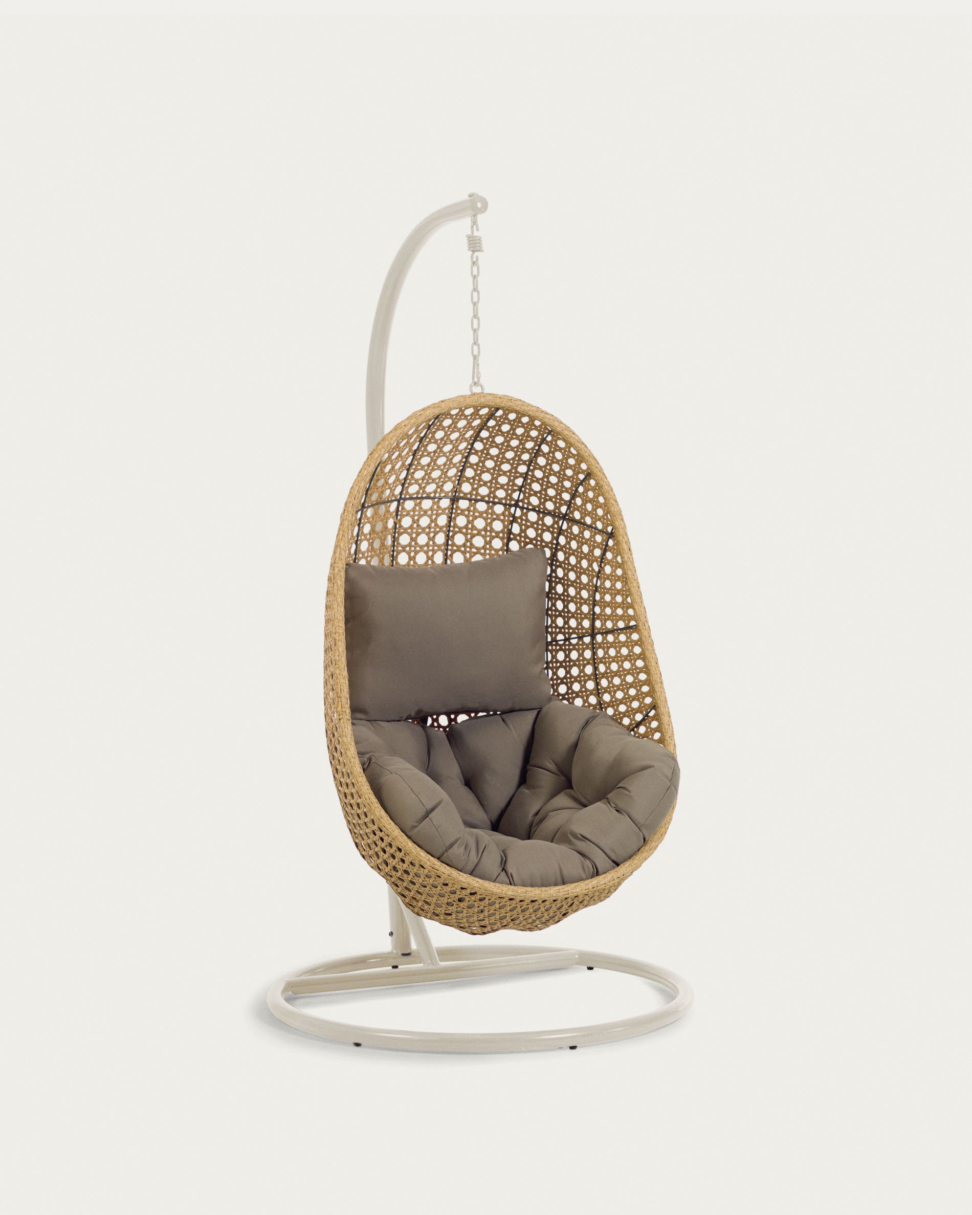 Cira light grey hanging armchair with natural finish - Product View
