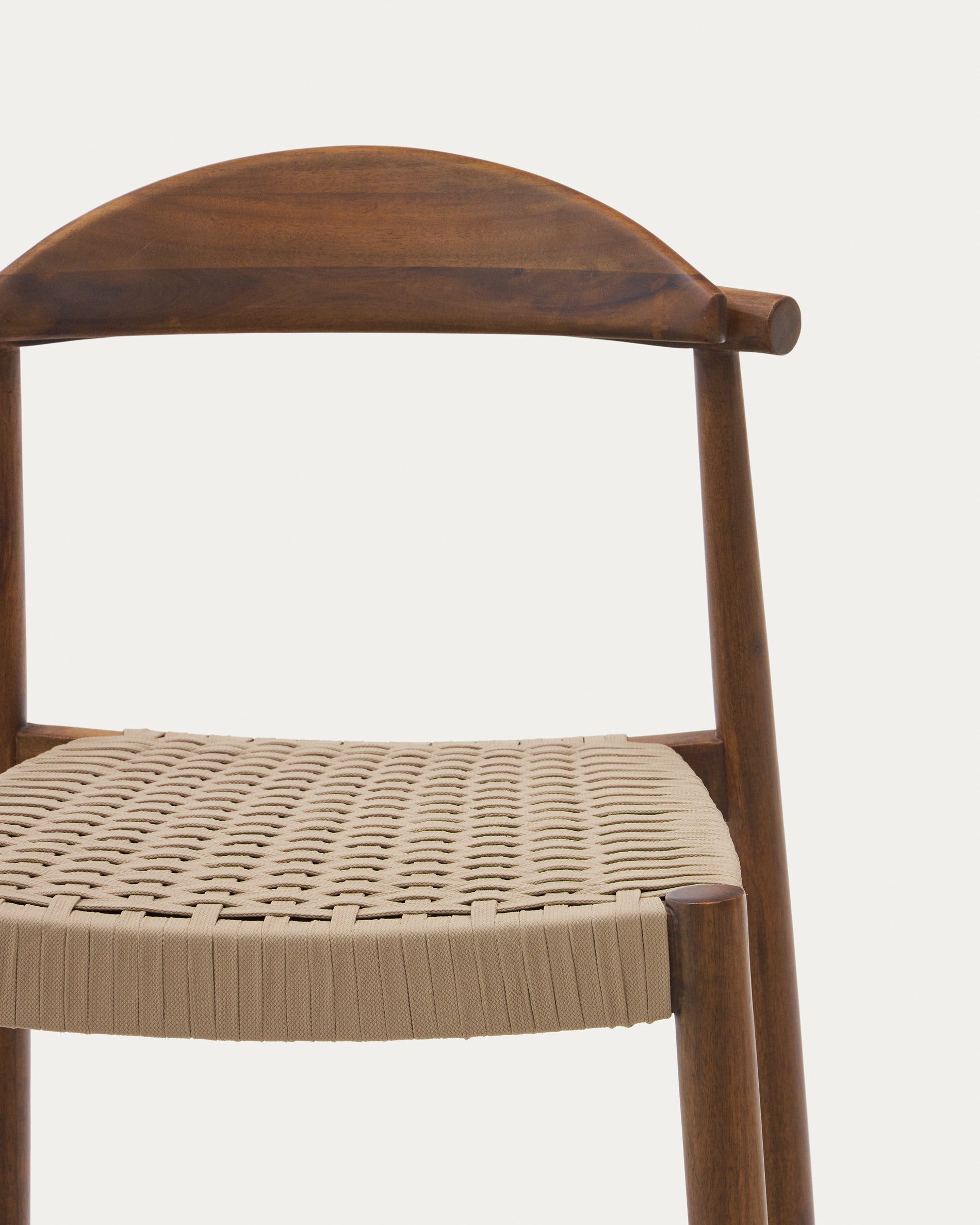 Nina solid acacia wood stool with walnut finish and beige rope height 62 cm - Detail