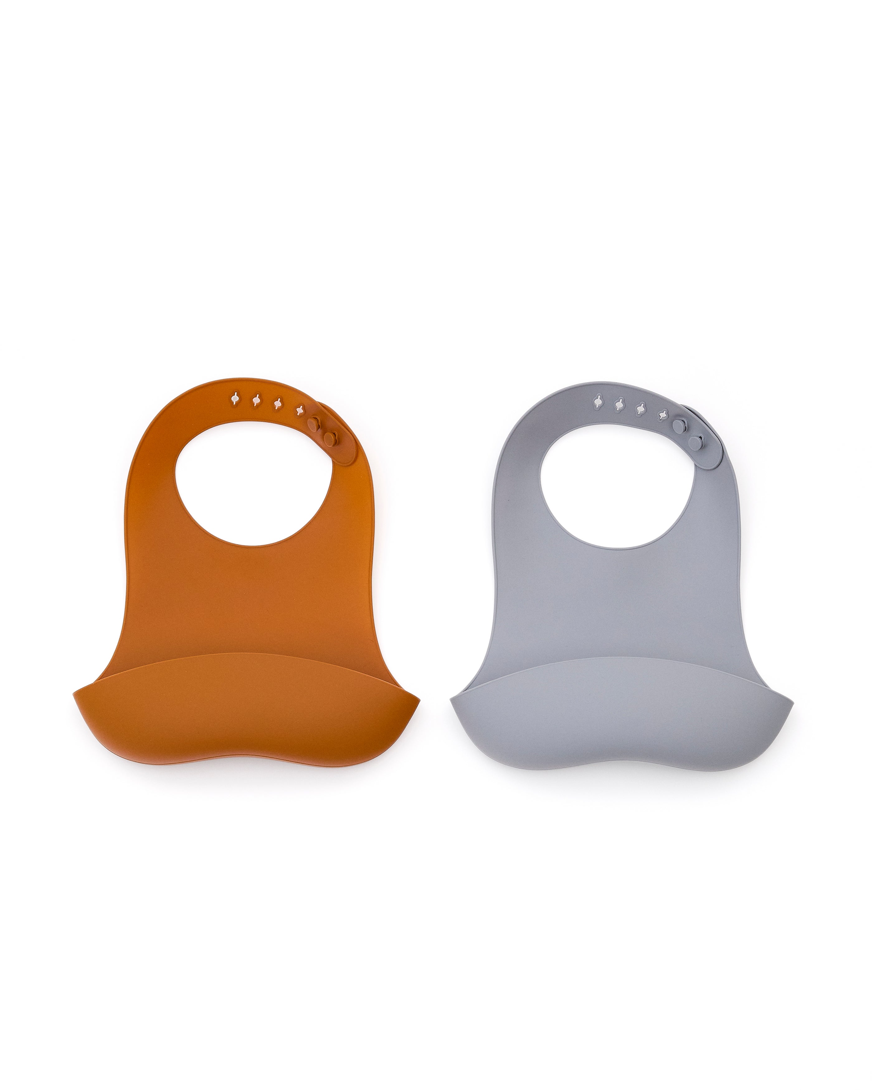 Lili set of two bibs in orange and blue silicone - Product Image