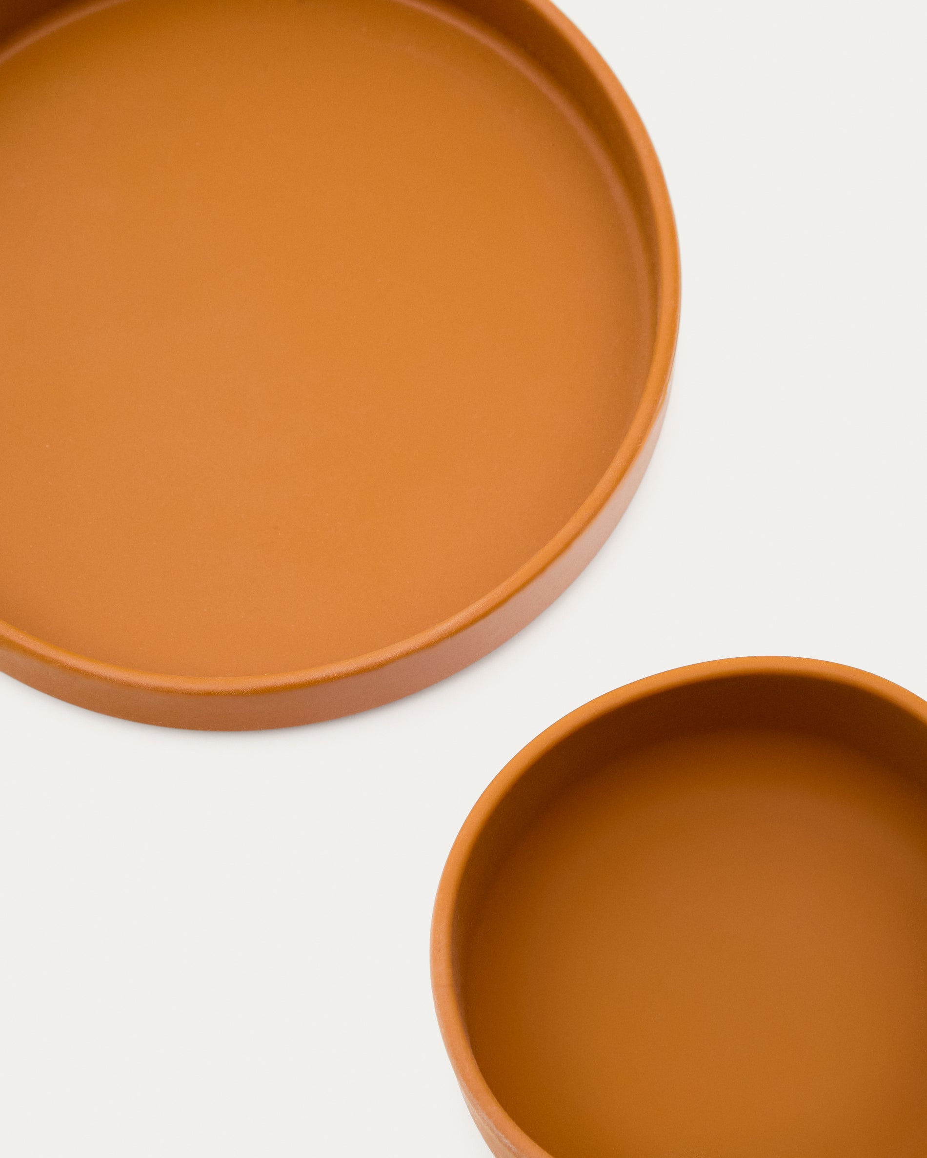Lili plate and bowl set in orange silicone - Detail