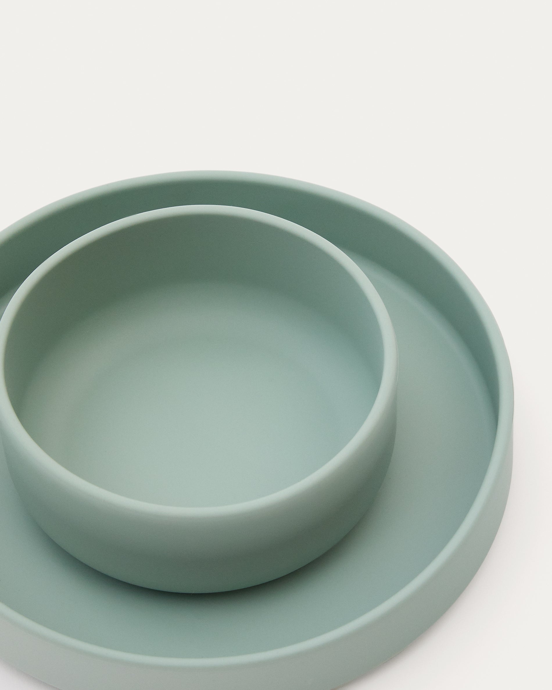 Lili plate and bowl set in turquoise silicone - Detail