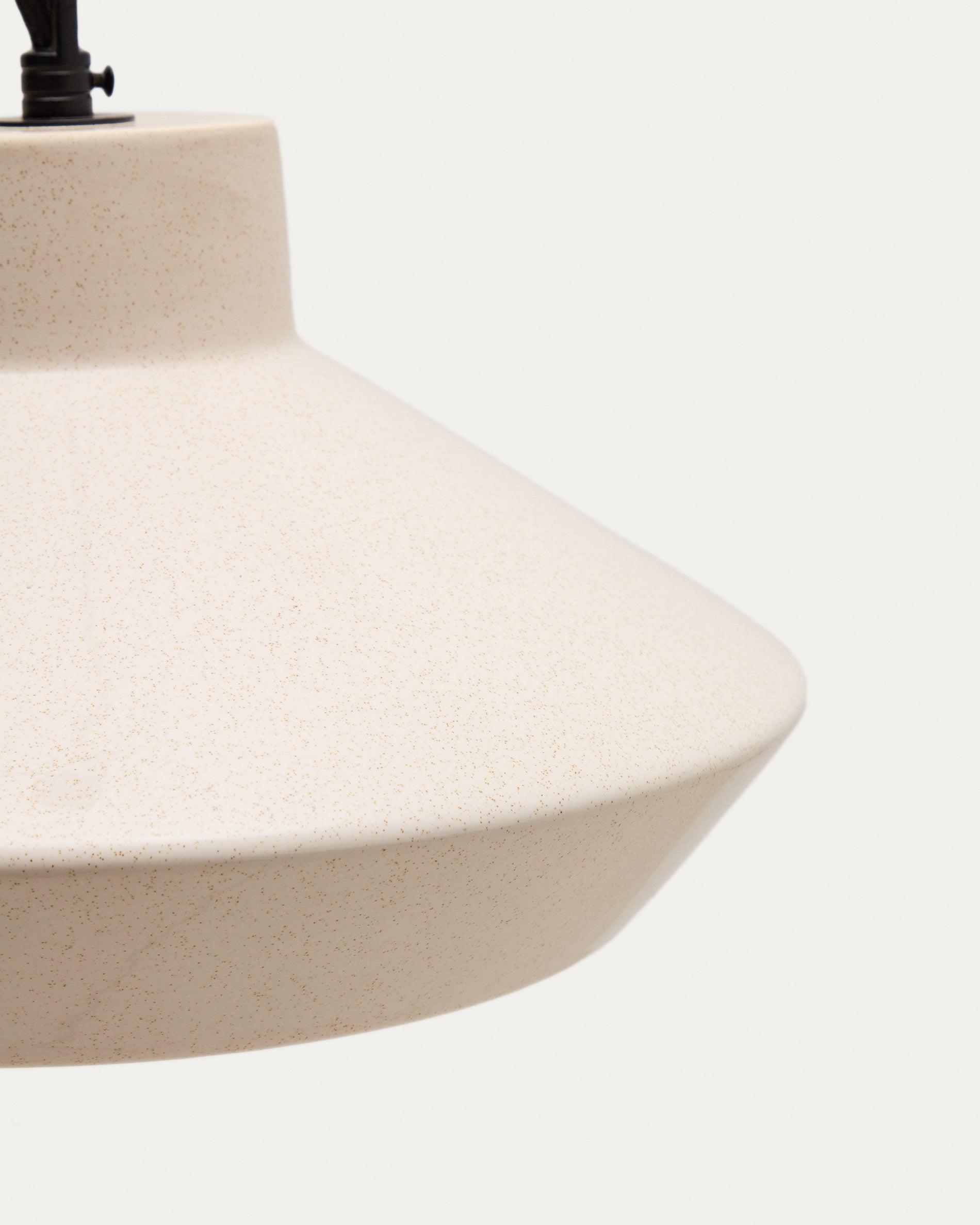 Portol beige ceramic ceiling lamp - Detail