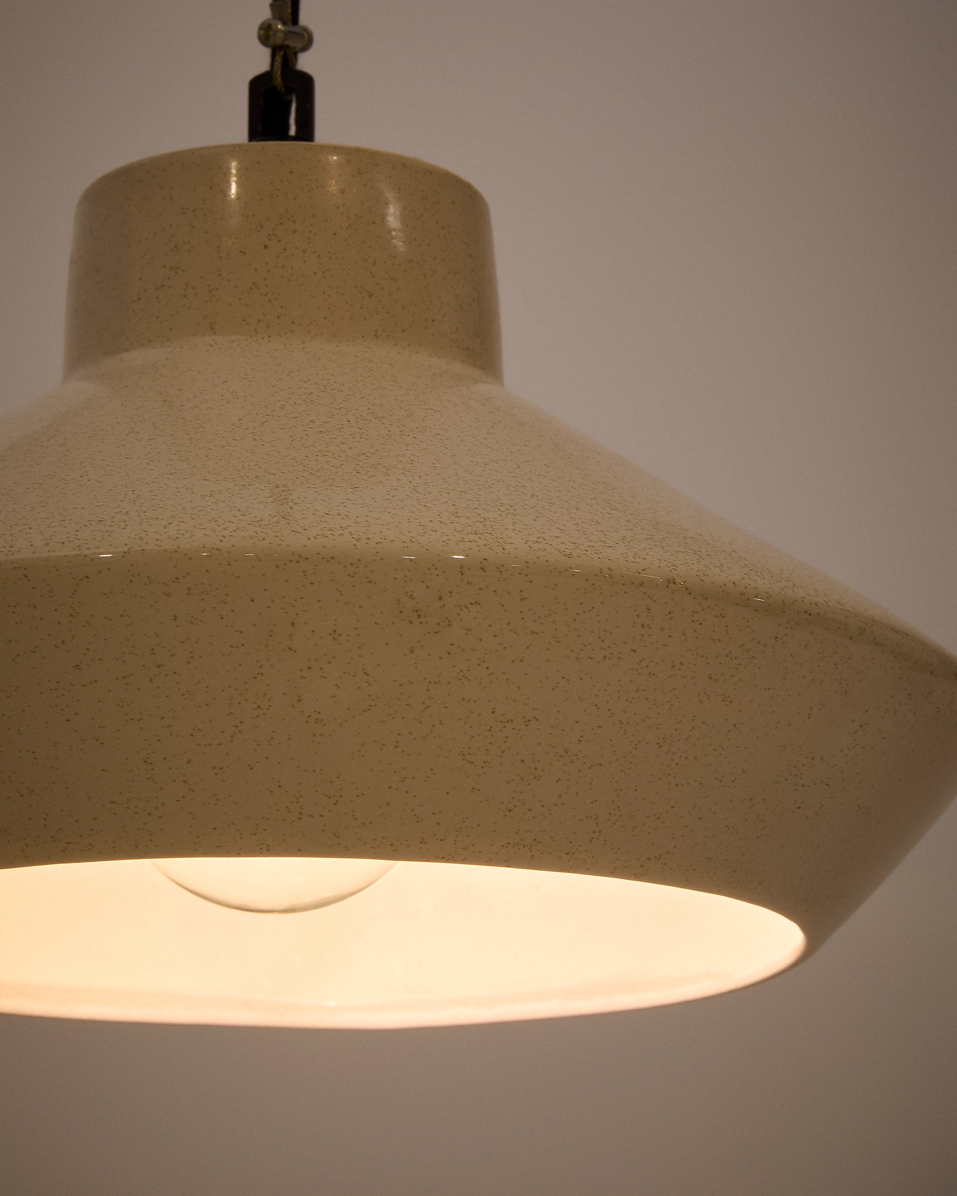 Portol beige ceramic ceiling lamp - Detail