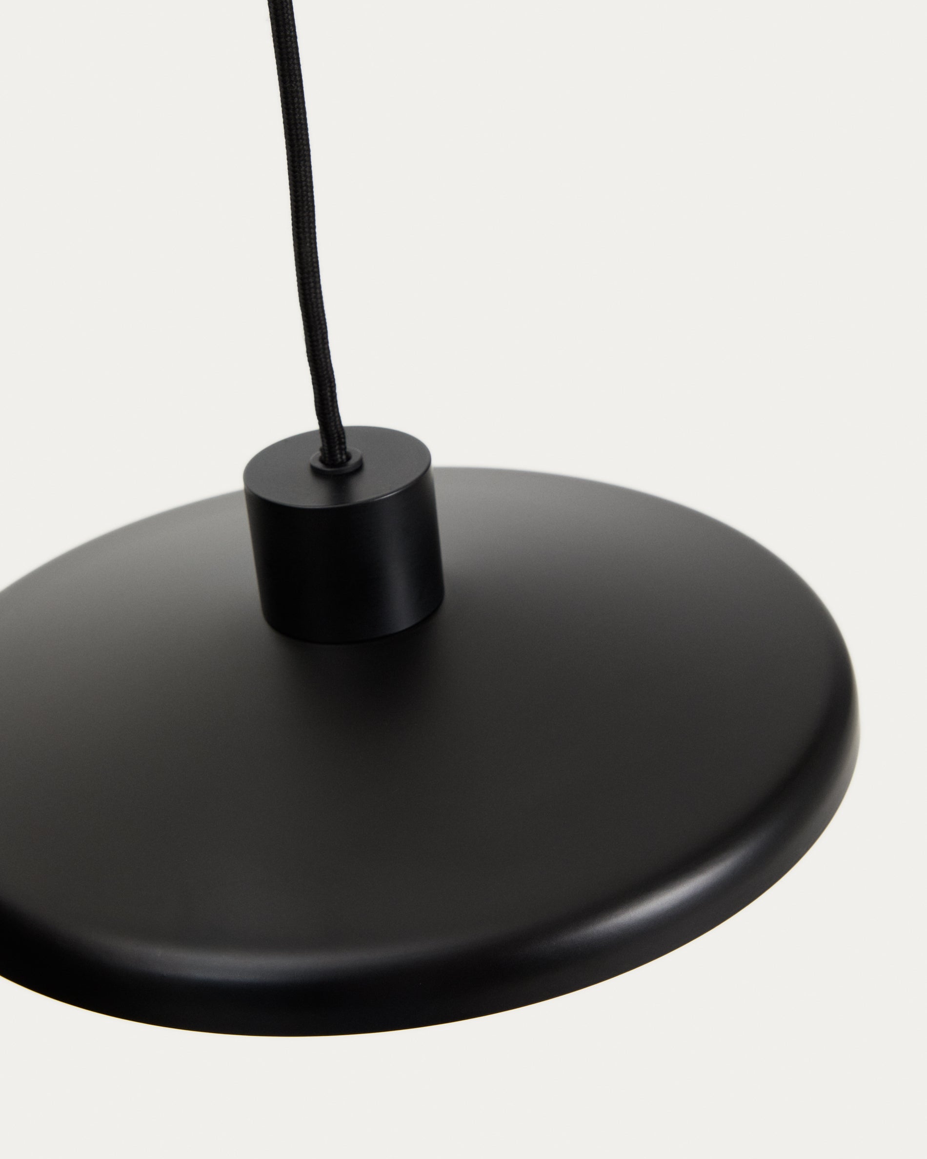 Nuvira ceiling lamp in black satin metal - Detail