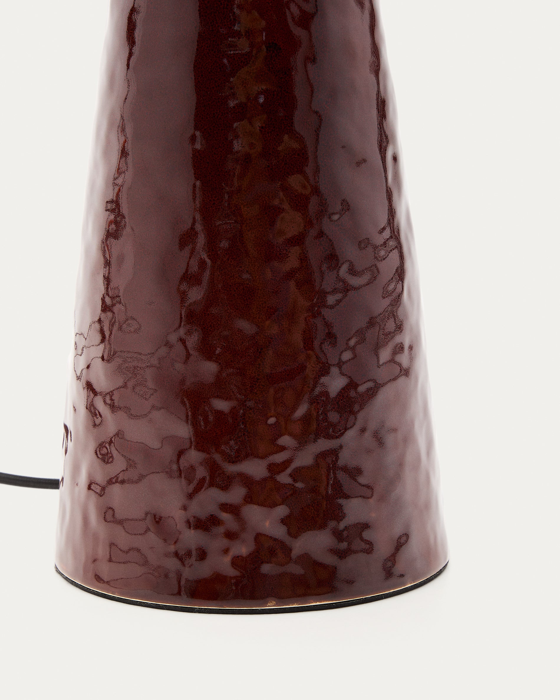 Drava table lamp in burgundy ceramic with cotton shade - Detail