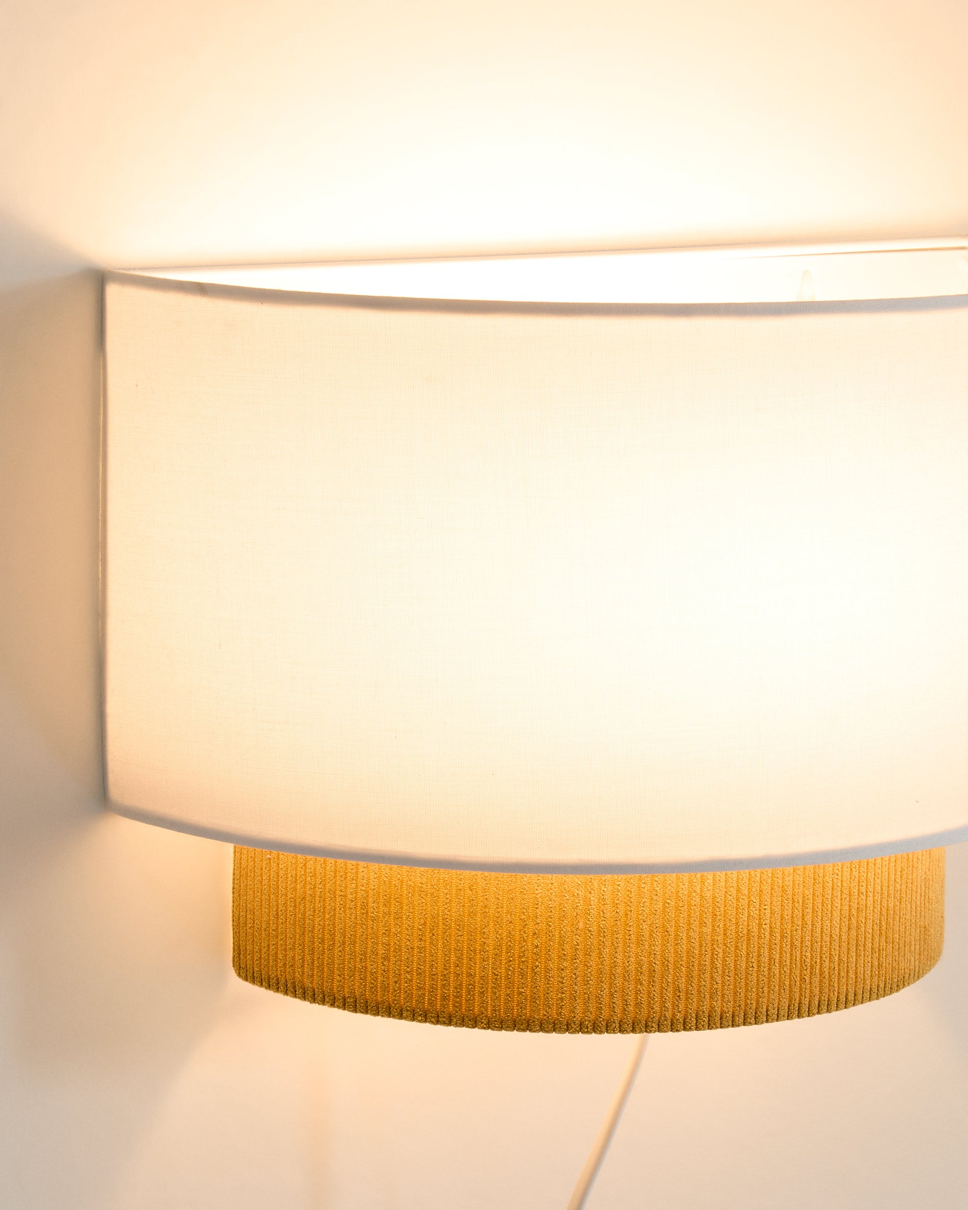Bianella cotton and mustard corduroy wall light Ø 40cm - Detail