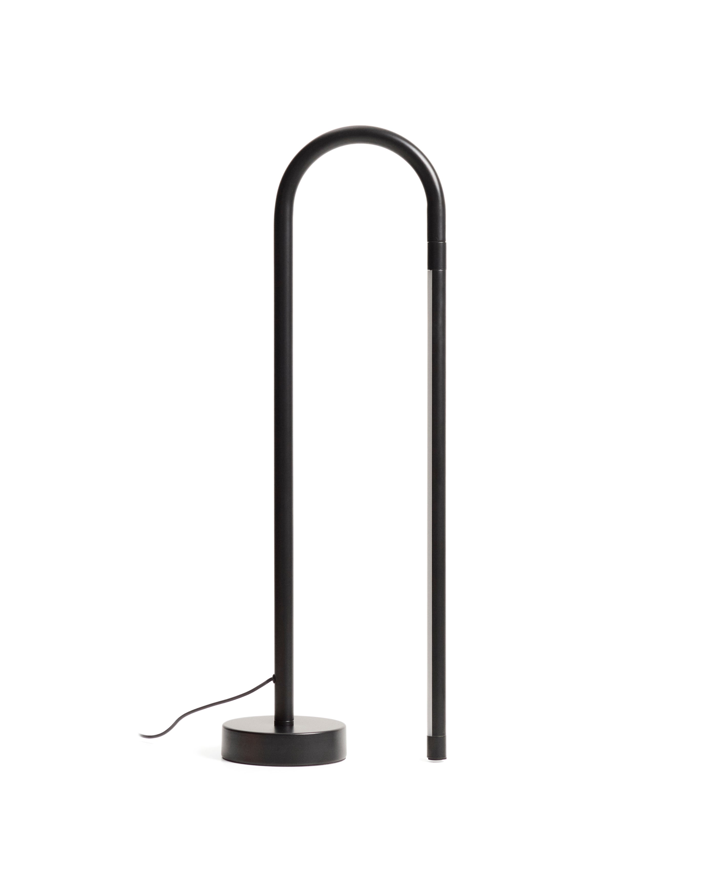 Bow black aluminium table lamp - Product Image