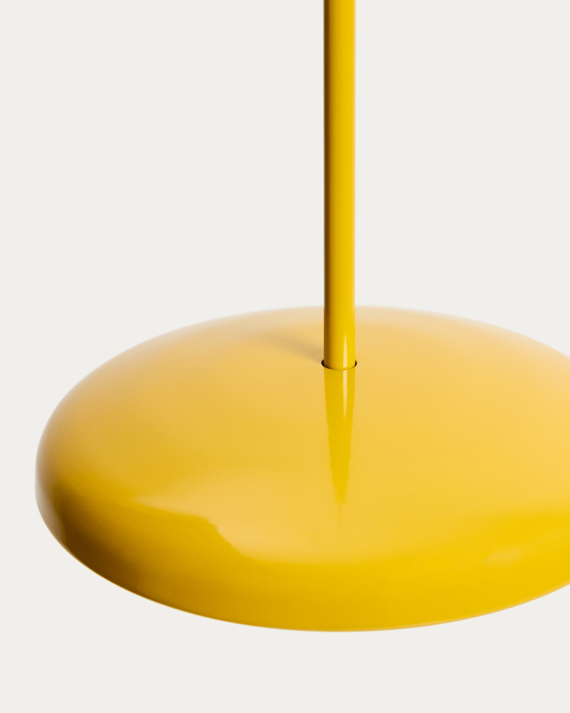 Porte yellow aluminium portable ceiling lamp Ø 16 cm - Detail