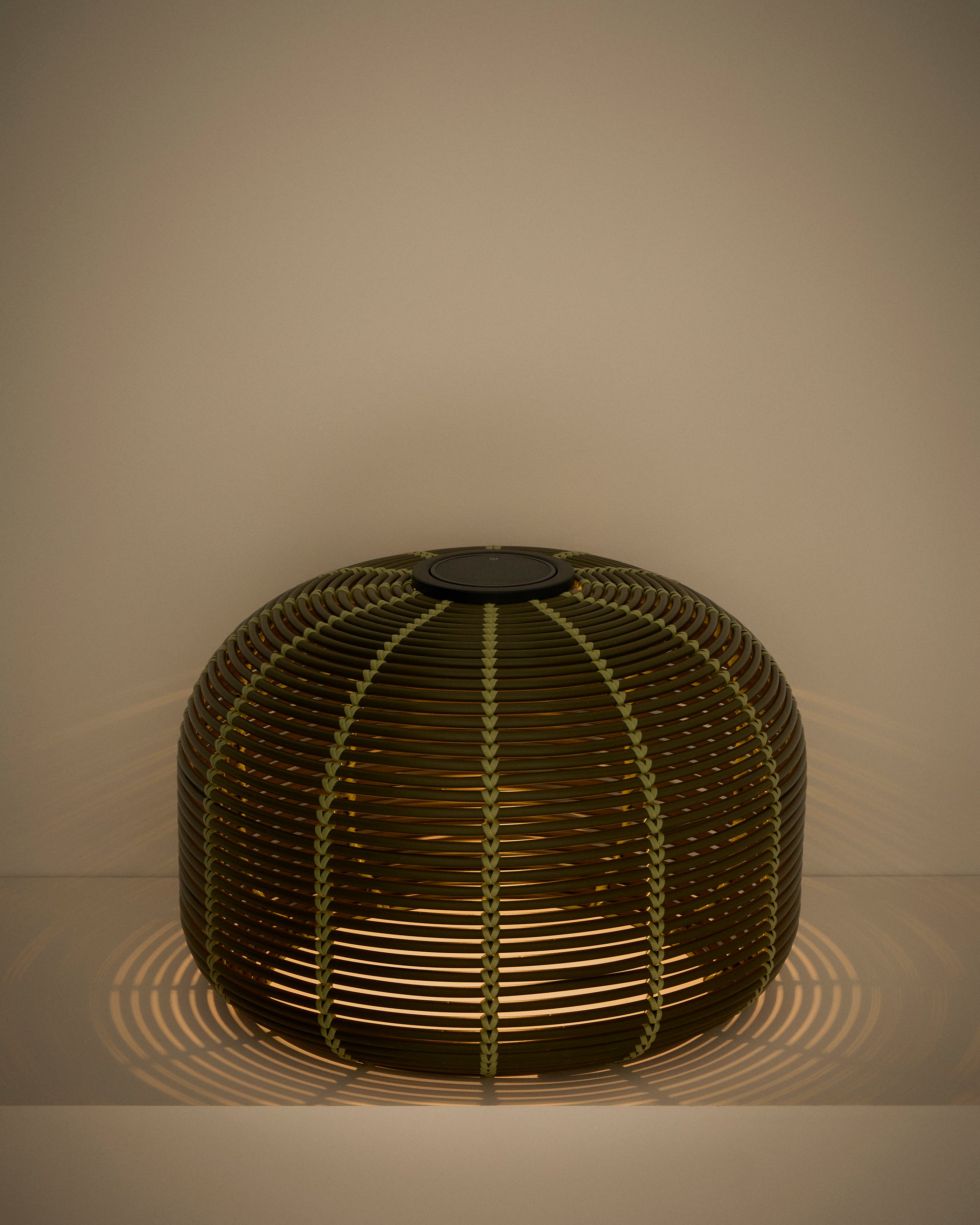 L00374PL06_0V02_HR