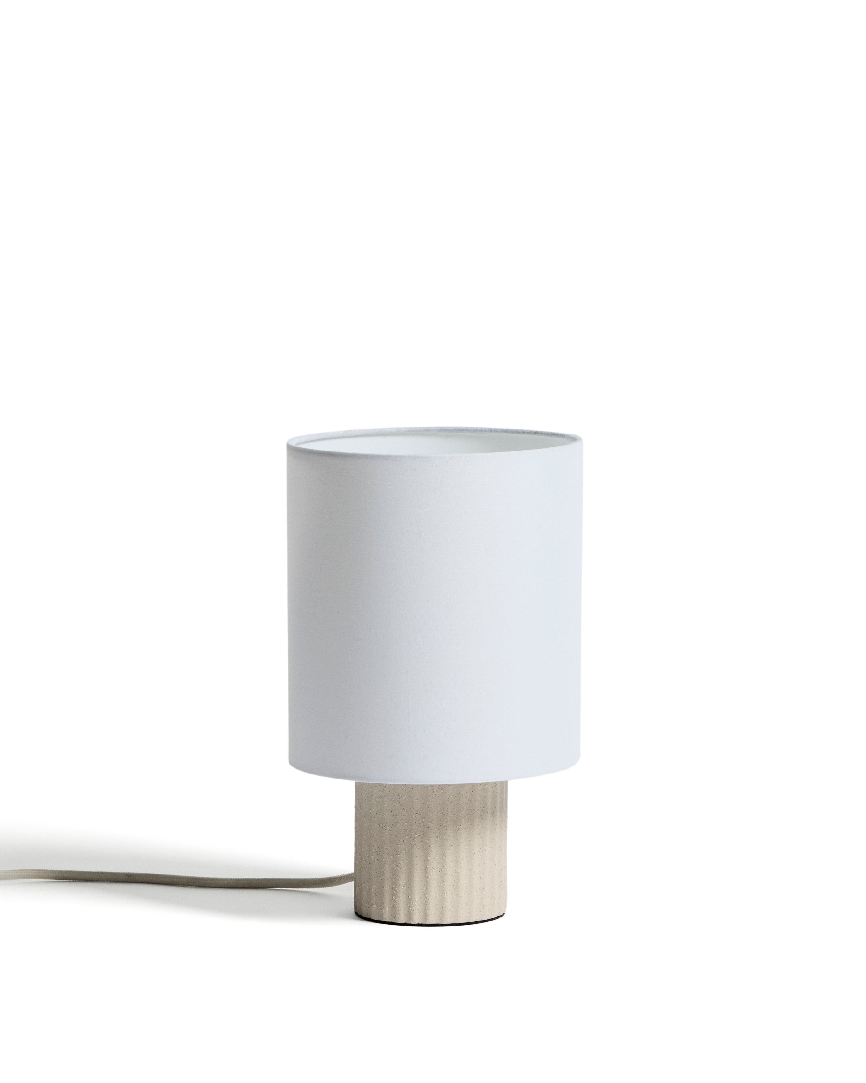 Eshe ceramic table lamp with beige finish - Product Image