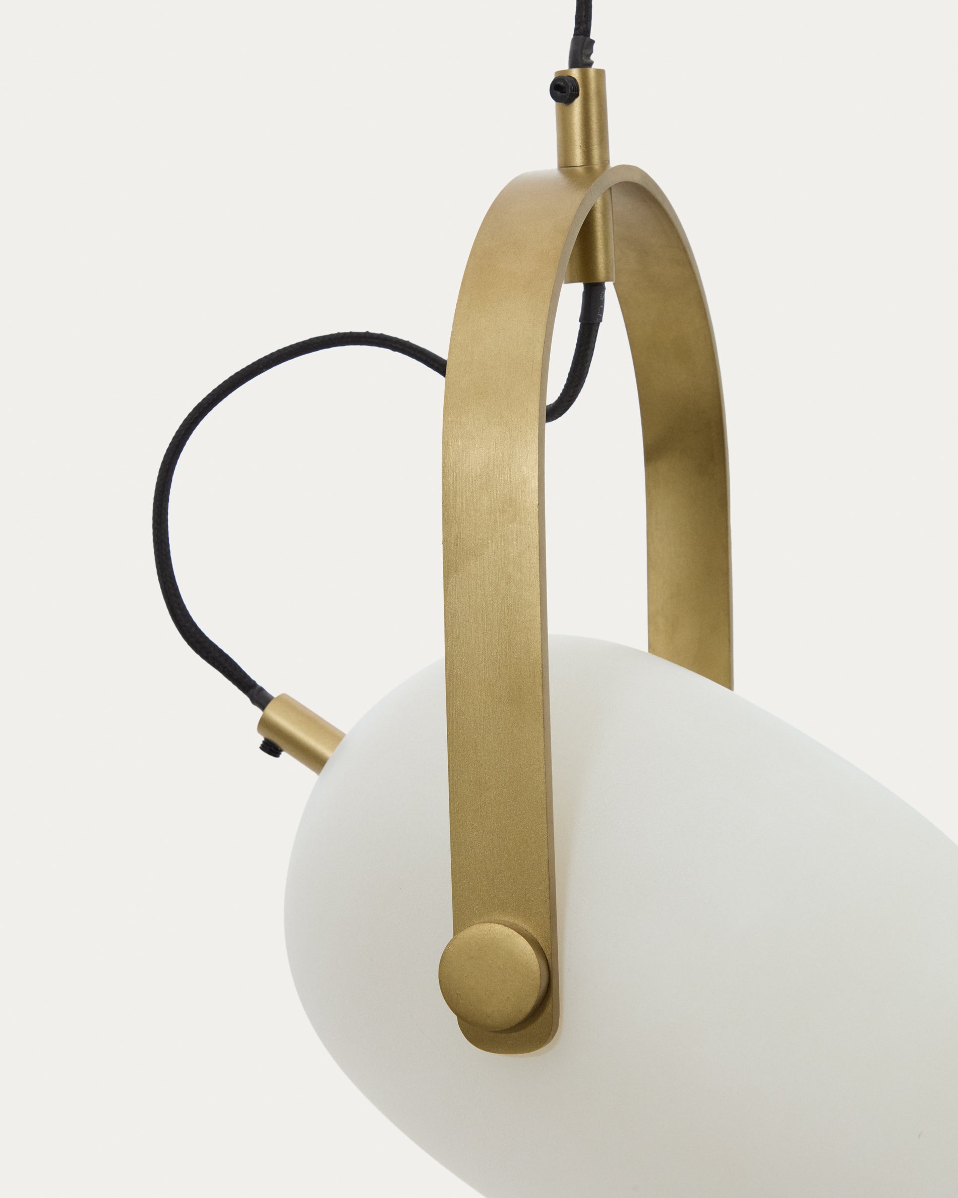 Reisy ceiling lamp made of glazed glass, Ø14 cm - Detail