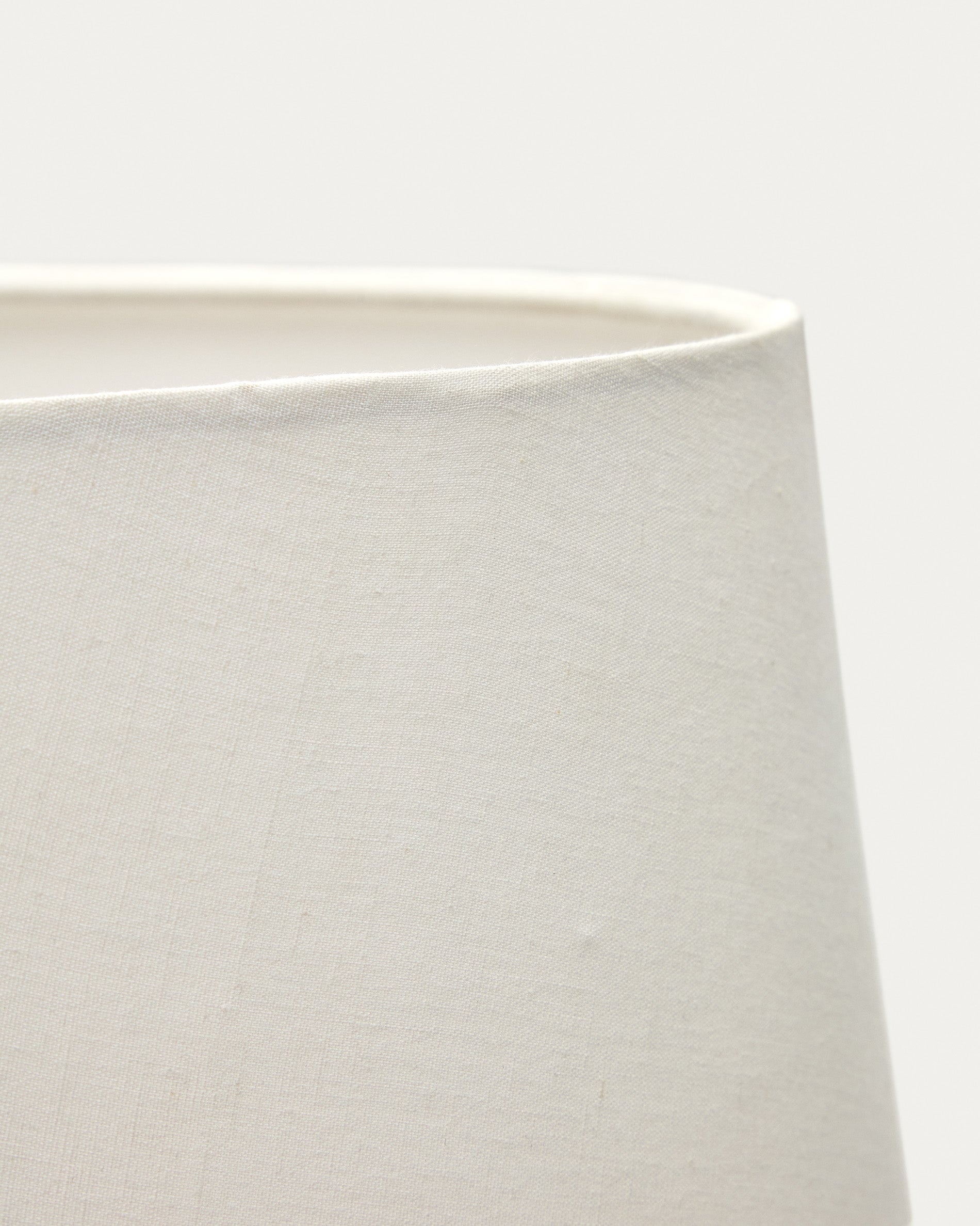 Foixa metal table lamp in black finish - Detail