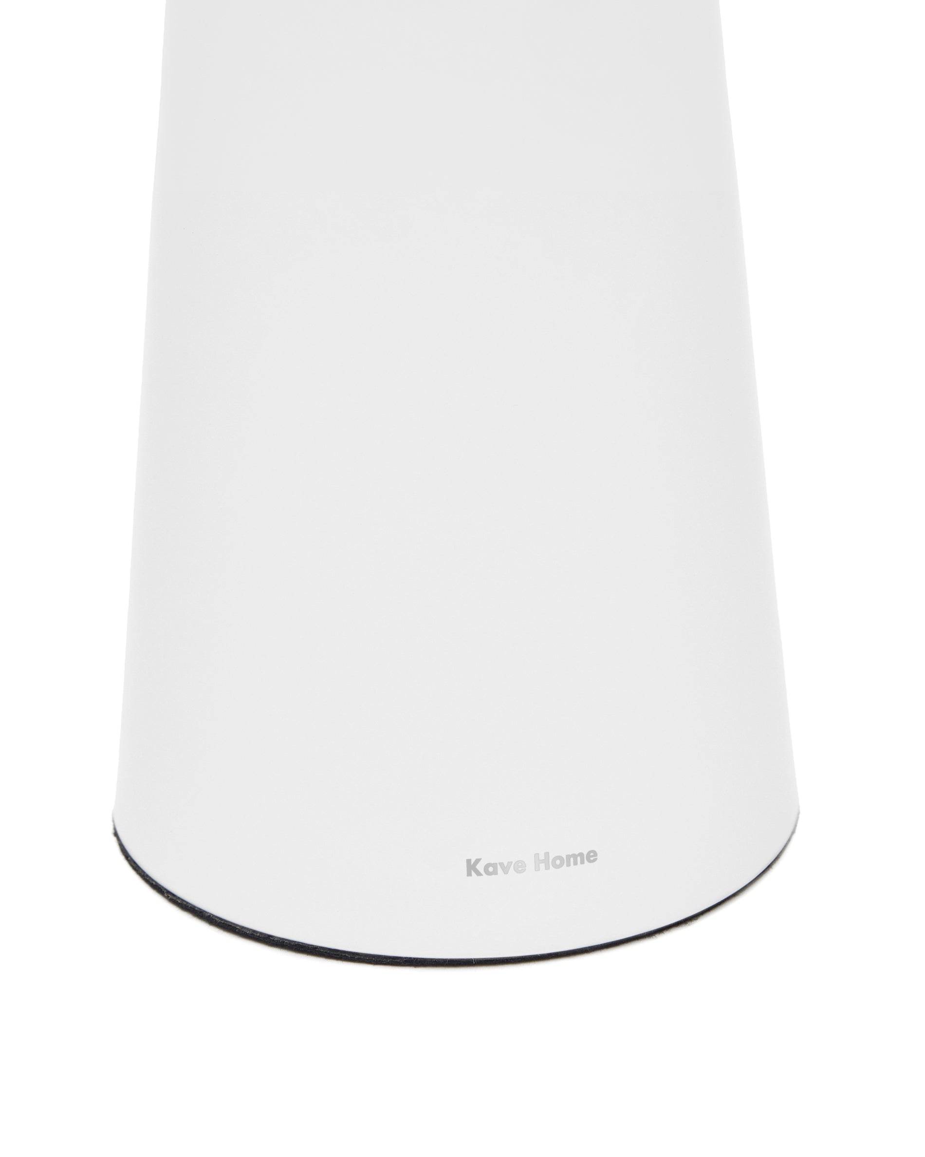 Arenys large outdoor metal table lamp in a white painted finish - Detail