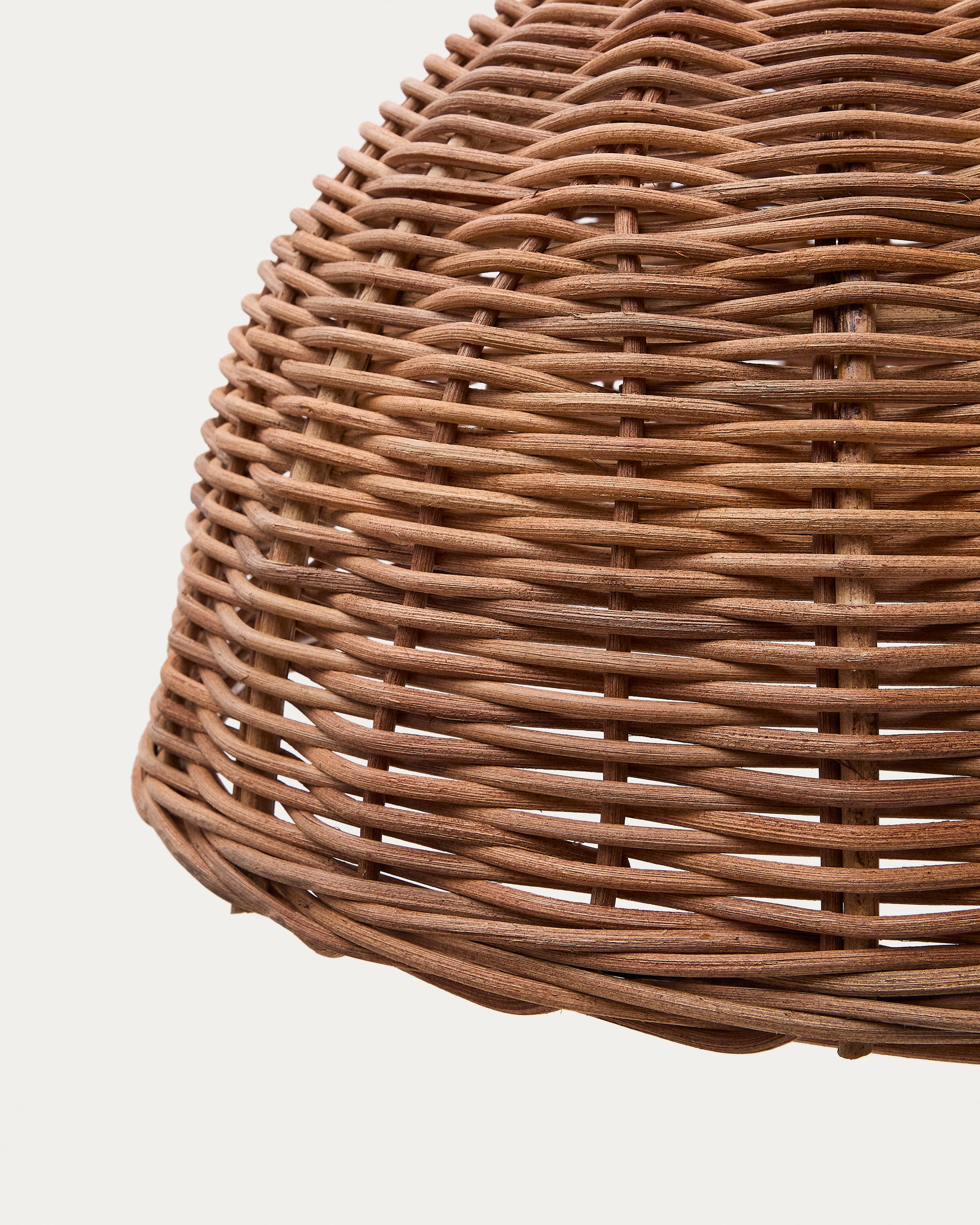 Jornets rattan ceiling lamp shade in a natural finish Ø 50 cm - Detail