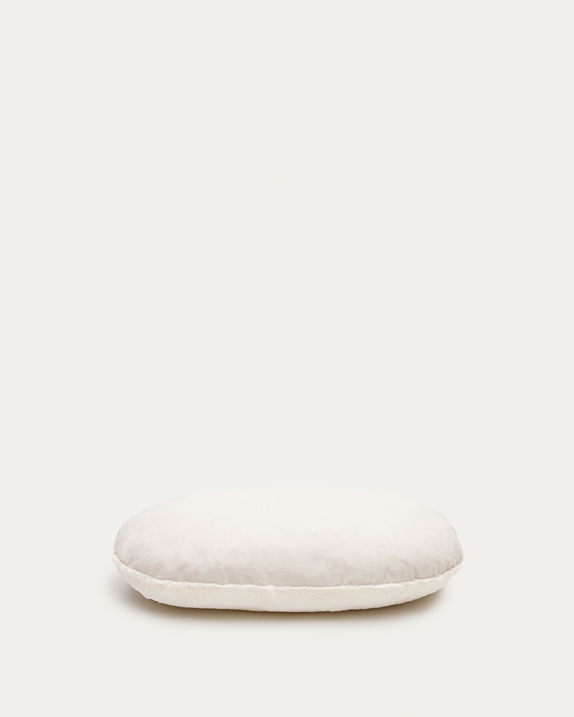 Codie portable pet cushion in white fur, Ø 60 x 10 cm - Product View