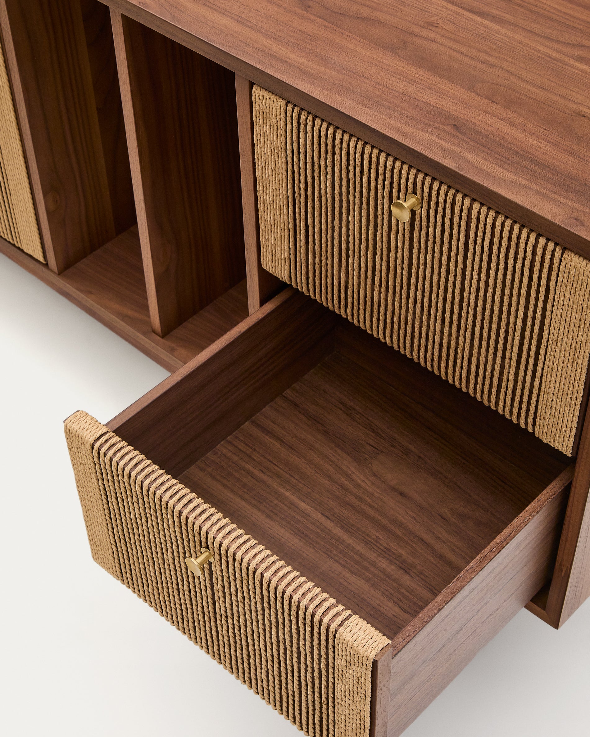 Elan sideboard 2 doors and 2 drawers veneer and solid walnut and cord 180x73cm FSC Mix Credit - Detail