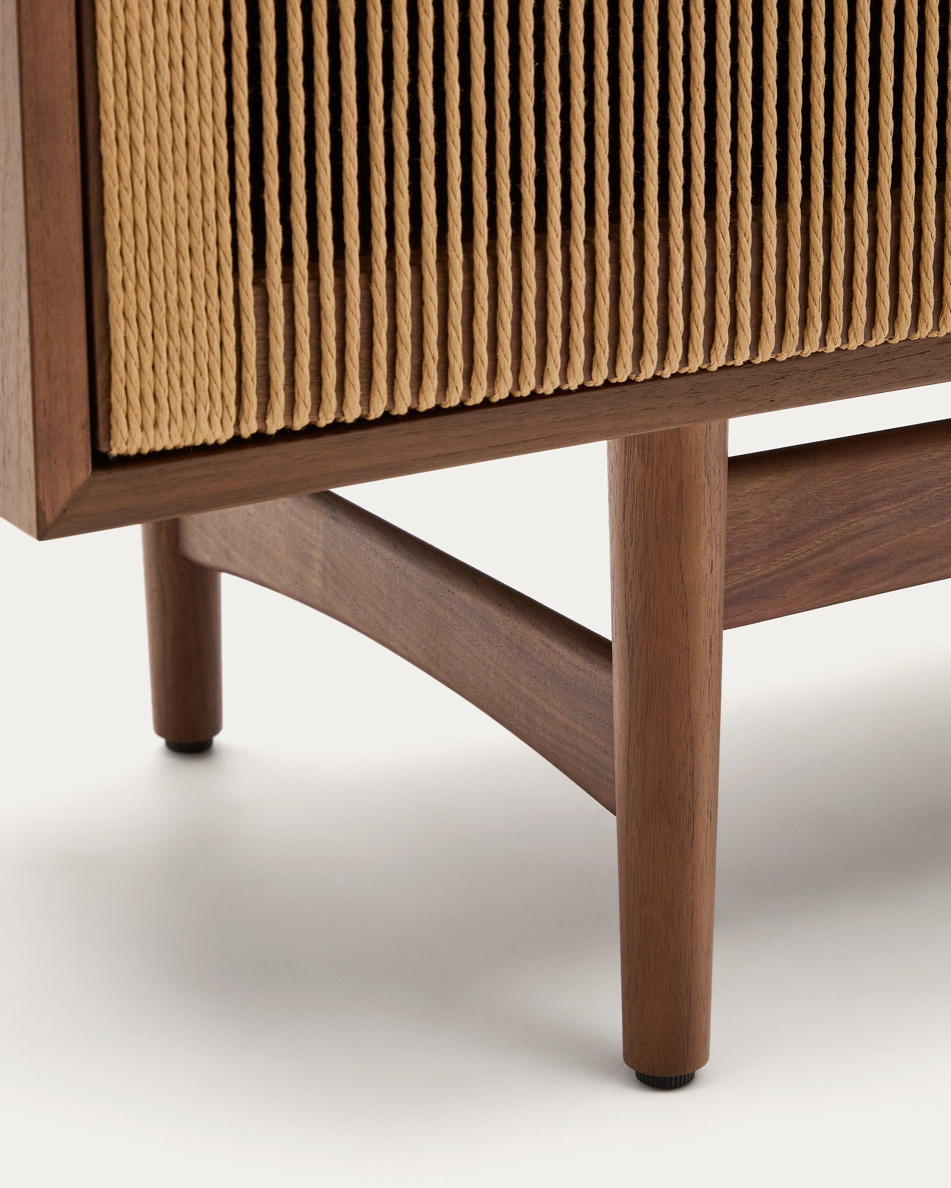 Elan sideboard 2 doors and 2 drawers veneer and solid walnut and cord 180x73cm FSC Mix Credit - Detail