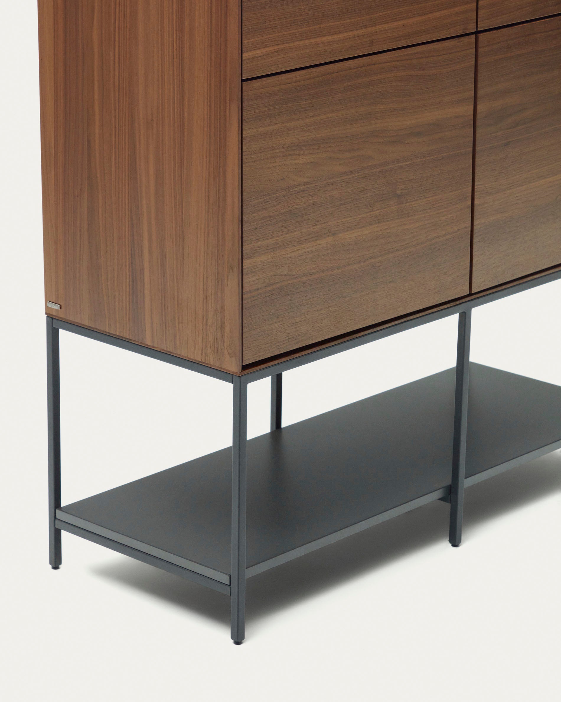 Vedrana 4 door tall sideboard in walnut veneer with steel legs, 97.5 x 160 cm - Detail