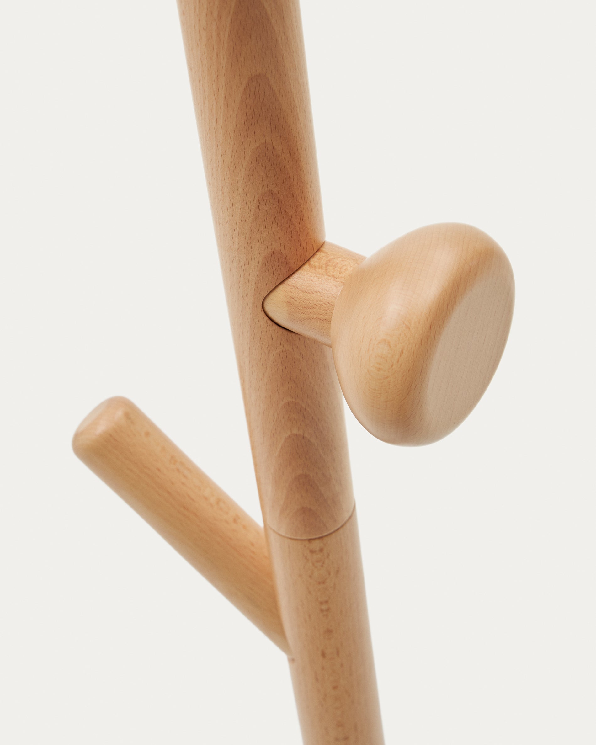 Nadue coat rack in solid beech wood with natural finish 163 cm - Detail