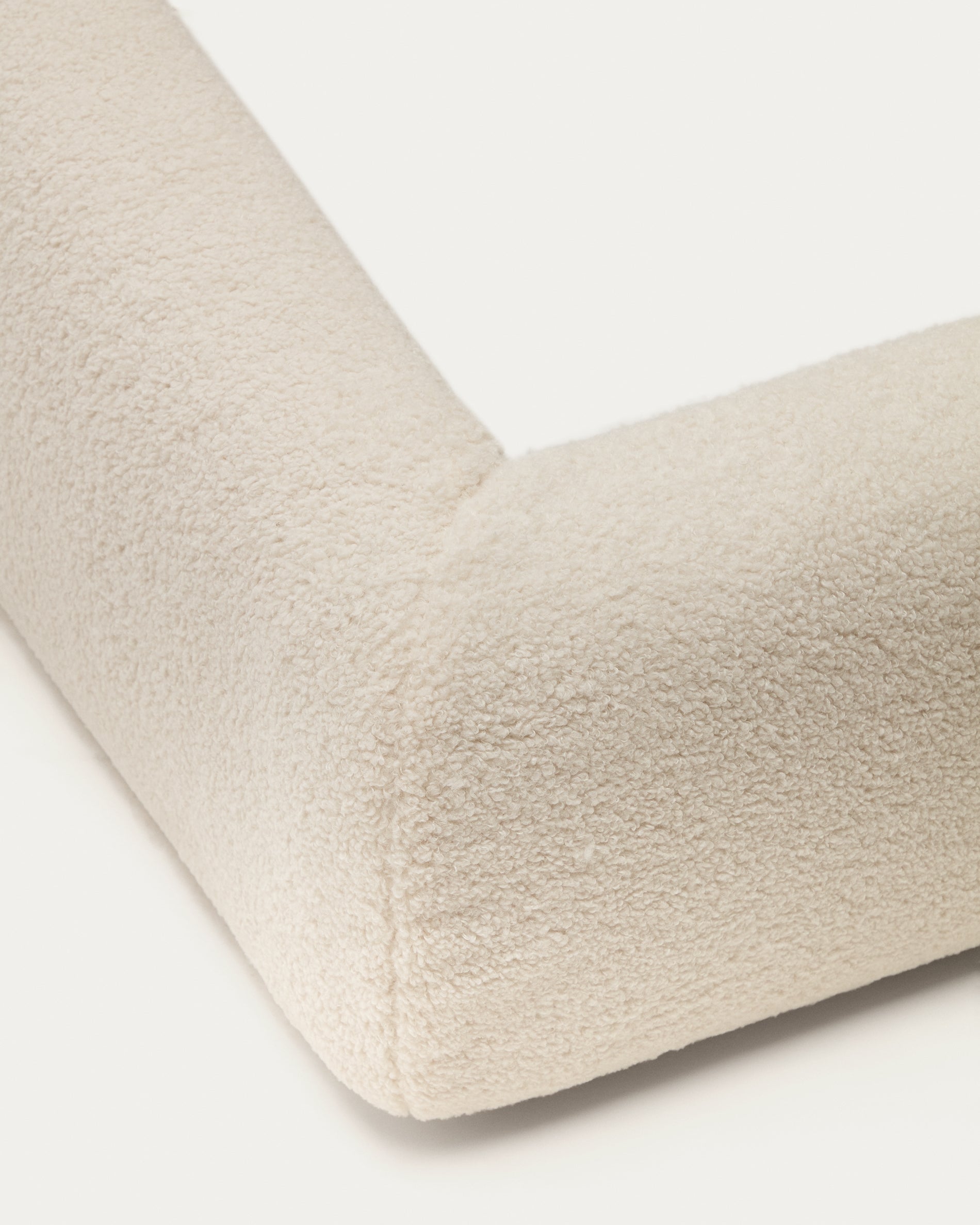 Martina bed cover in ecru bouclé for a 180 x 200 cm mattress - Detail