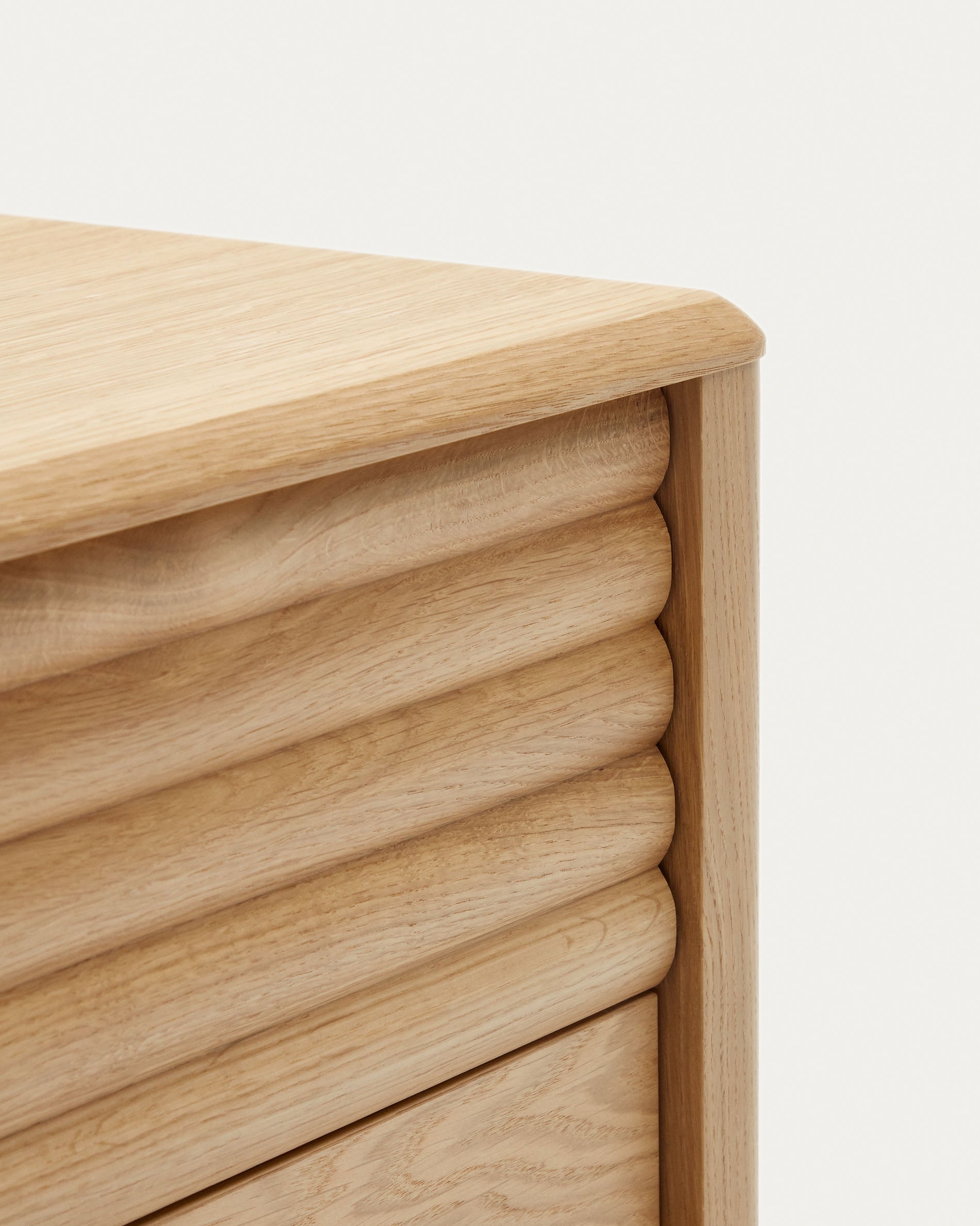 Lenon oak wood and veneer bedside table with 2 drawers, 50 x 55 cm FSC MIX Credit - Detail