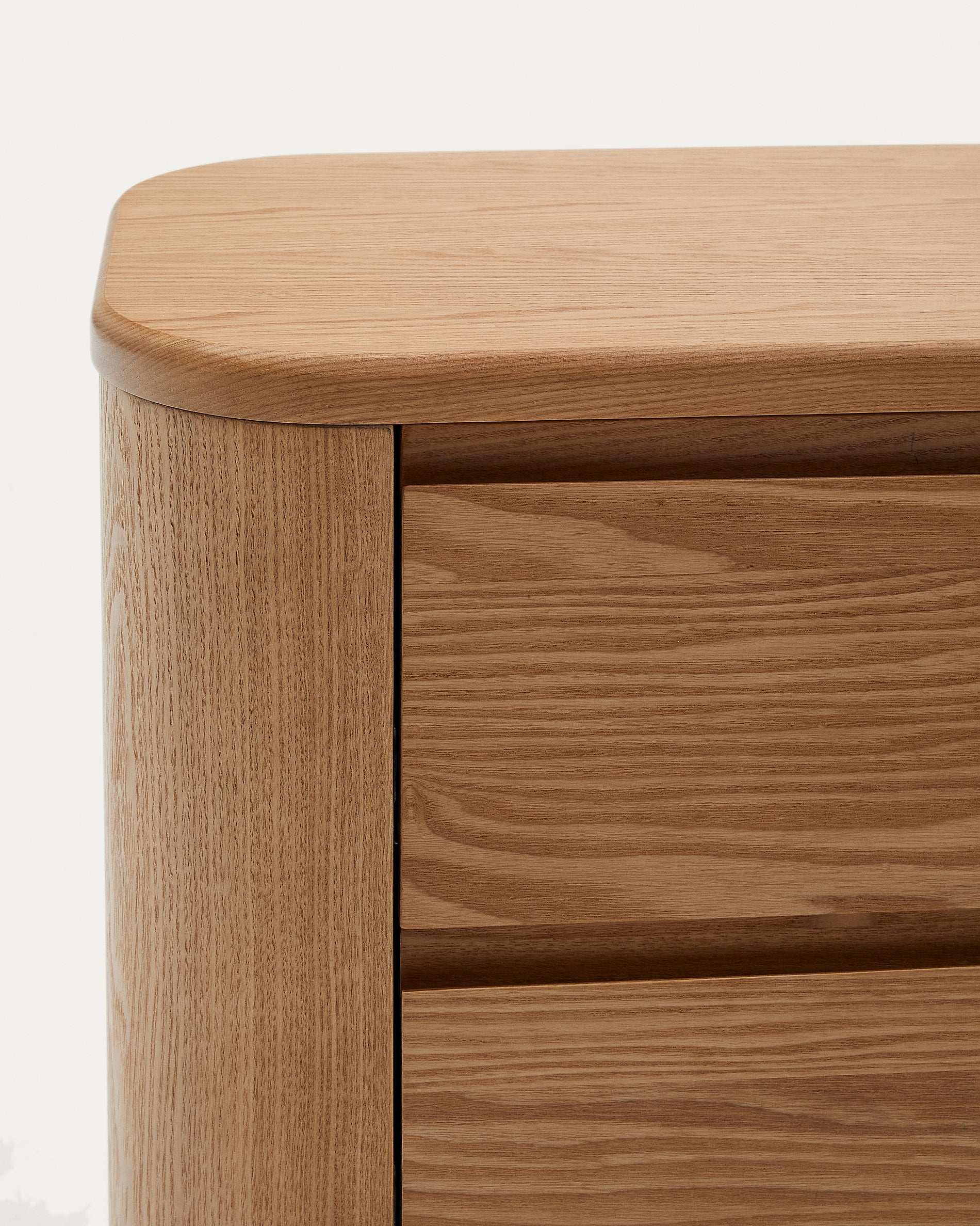 Salaya bedside table in ash plywood FSC Mix Credit, 55 cm x 50 cm - Detail