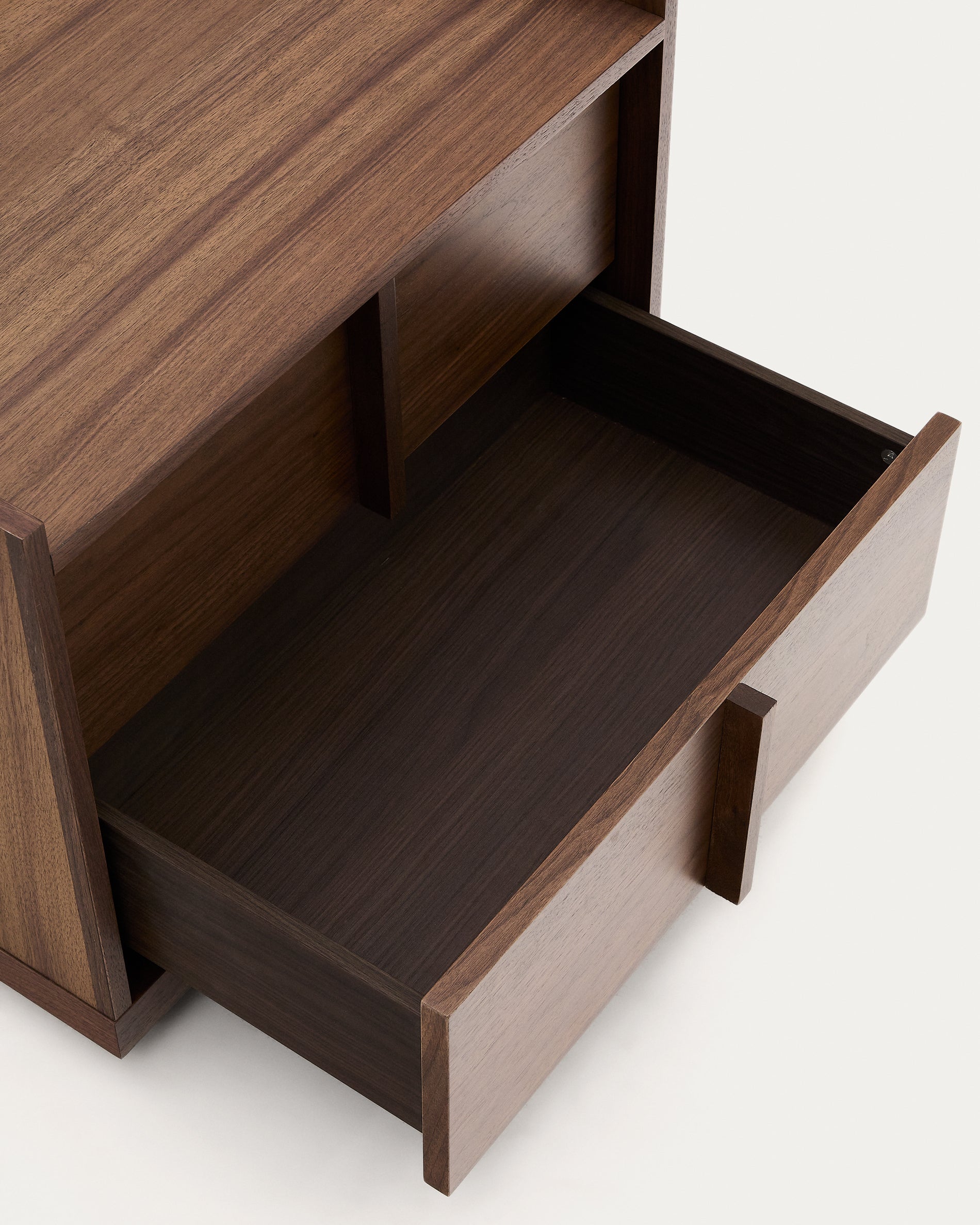 Onix bedside table, 2 drawers, walnut veneer in a dark finish, 60 x 47 cm FSC Mix Credit - Detail