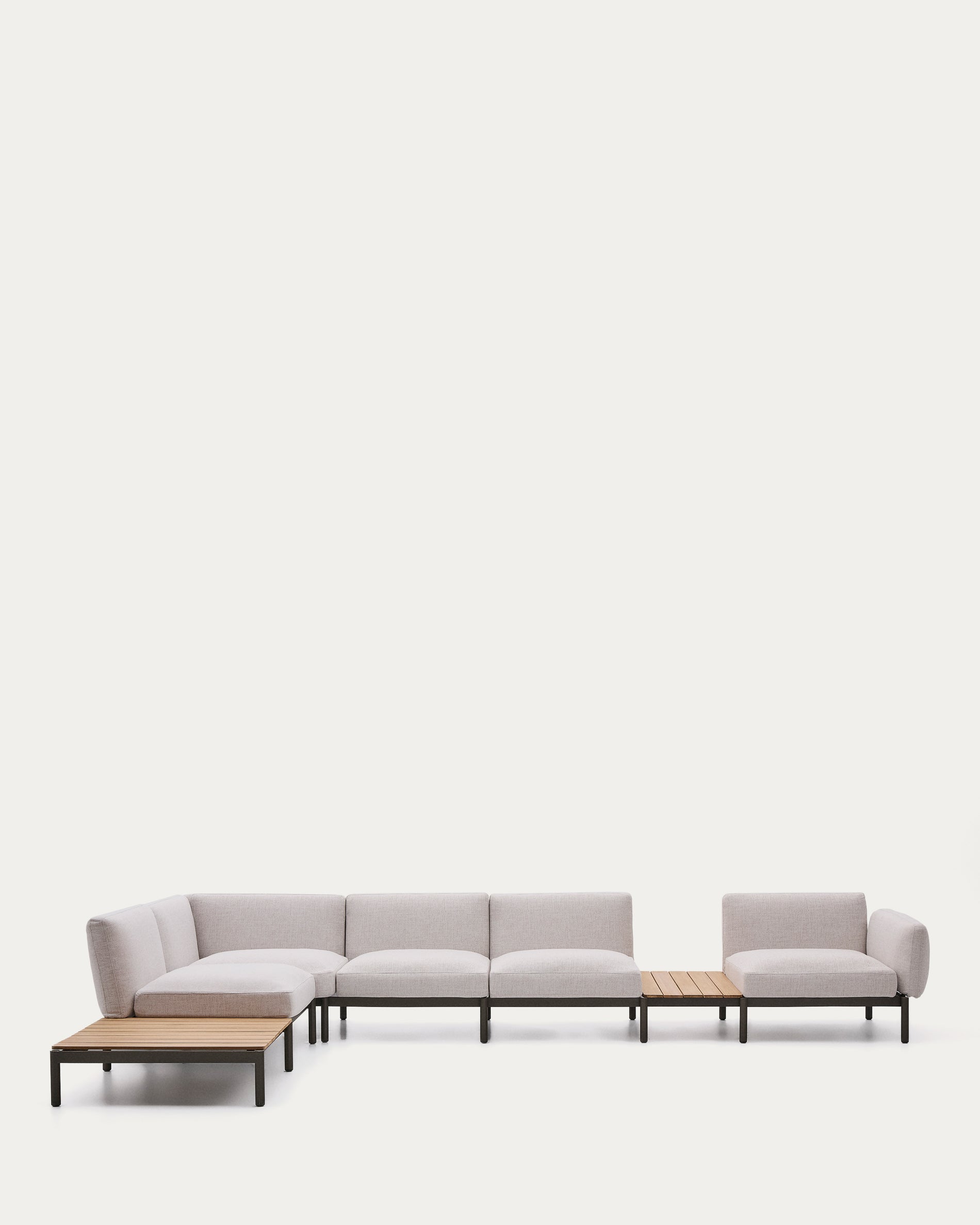 Sorells kültéri moduláris 5-személyes sarokkanapé bézs kárpitozással és zöld alumíniummal, 2 teak asztallal 277 x 446cm FSC 100%