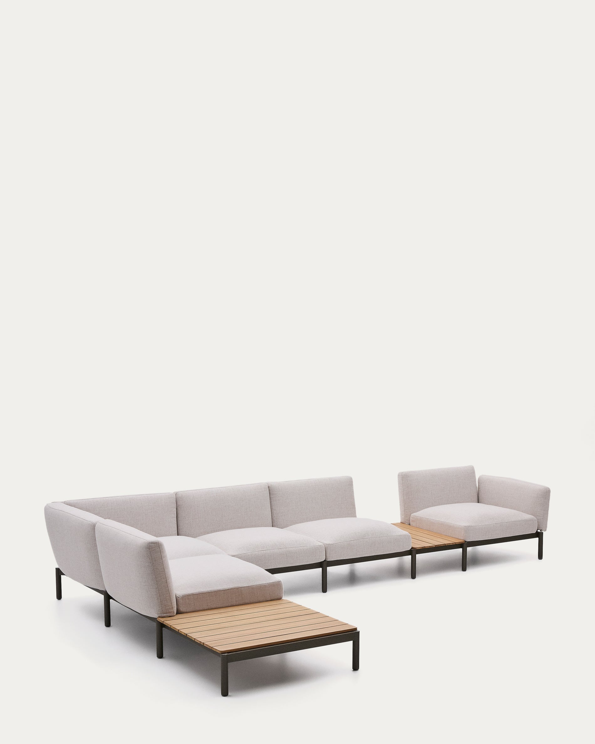 Sorells kültéri moduláris 5-személyes sarokkanapé bézs kárpitozással és zöld alumíniummal, 2 teak asztallal 277 x 446cm FSC 100%