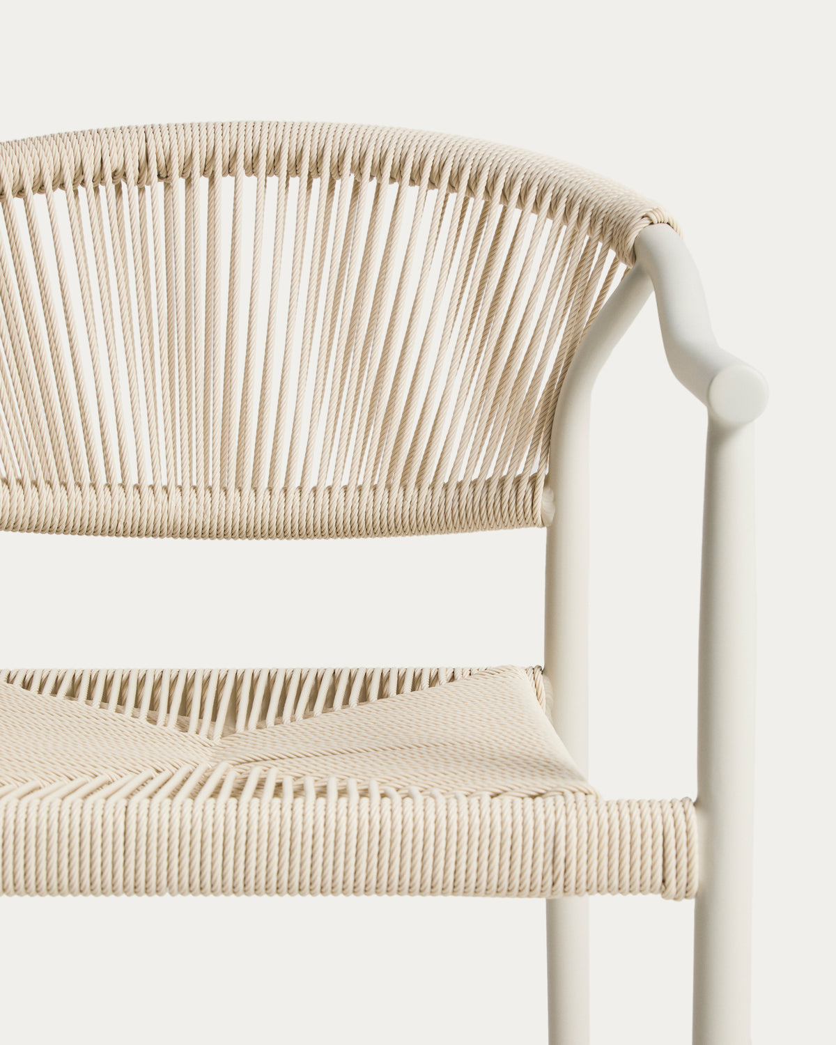 Anafi table set in sintered stone and ecru aluminium with 4 Livadia chairs in ecru aluminium 180 x 90cm - Detail