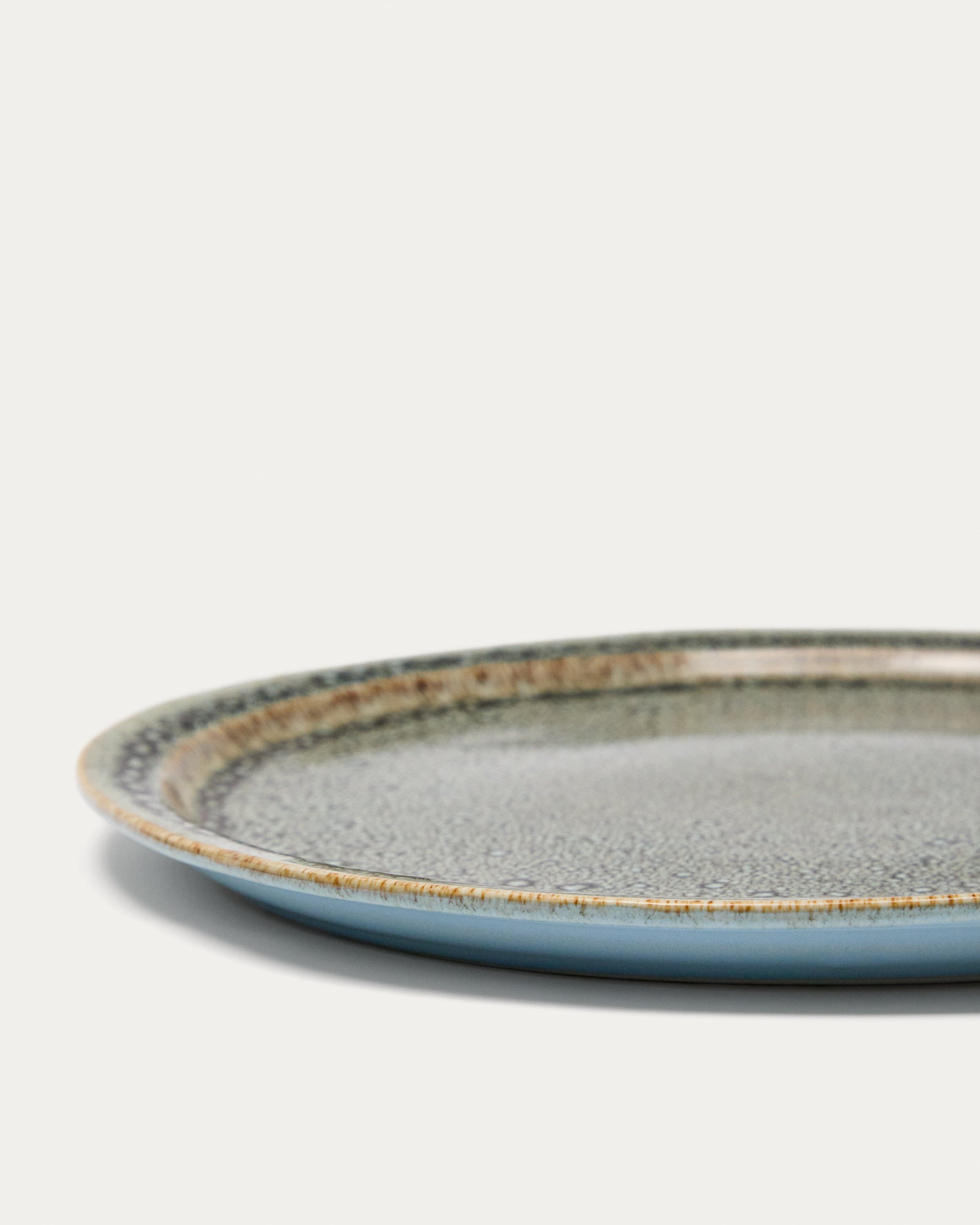 Brown ceramic Coval flat plate - Detail