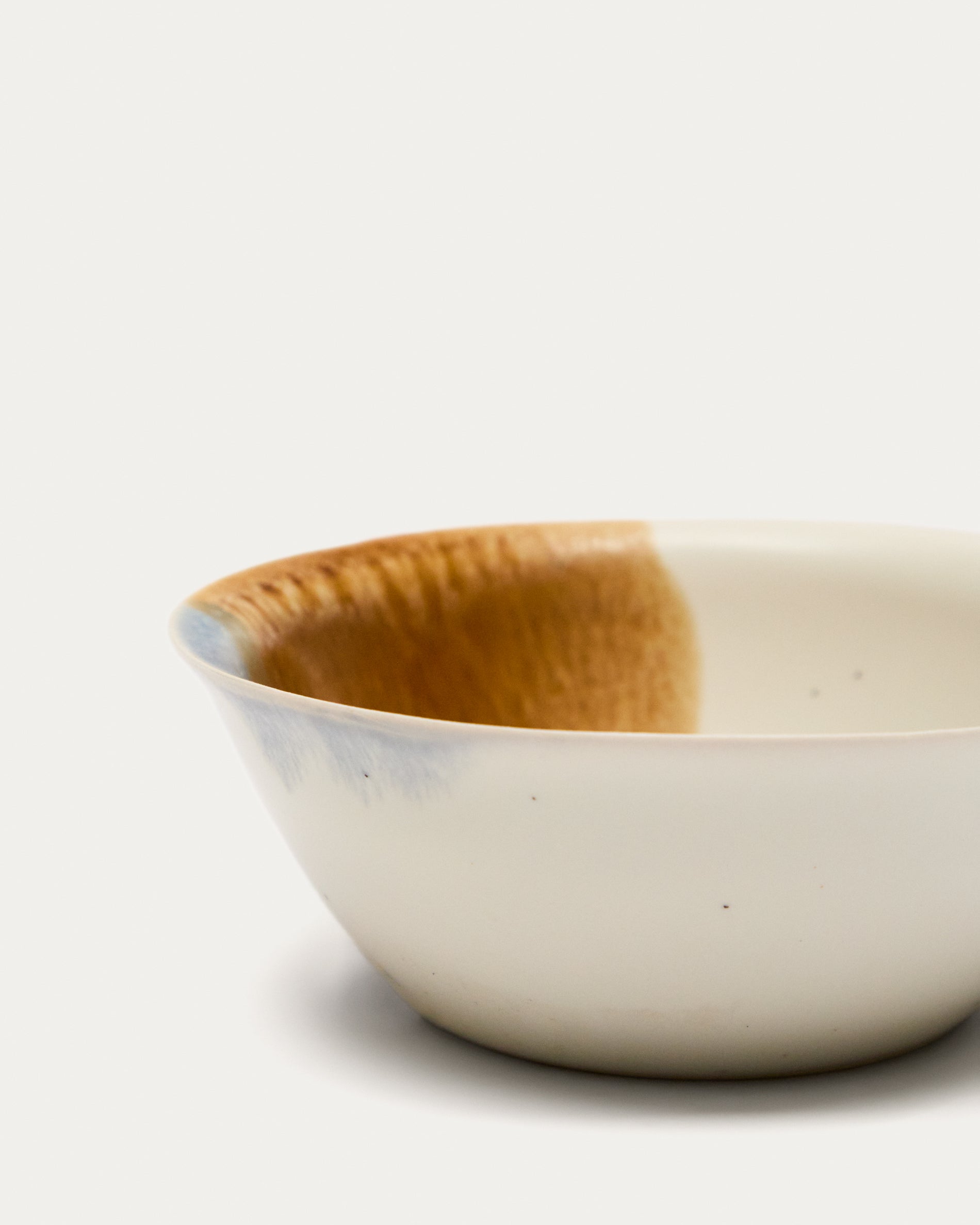 Small multicoloured ceramic Miglo bowl - Detail